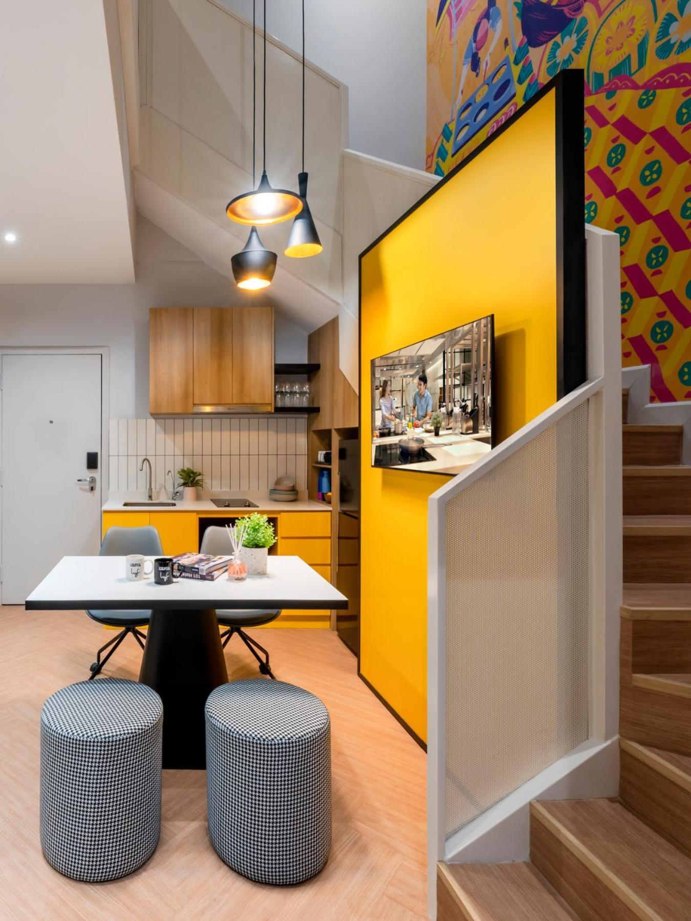 All Together, 4-Bedroom Duplex, Kitchenette