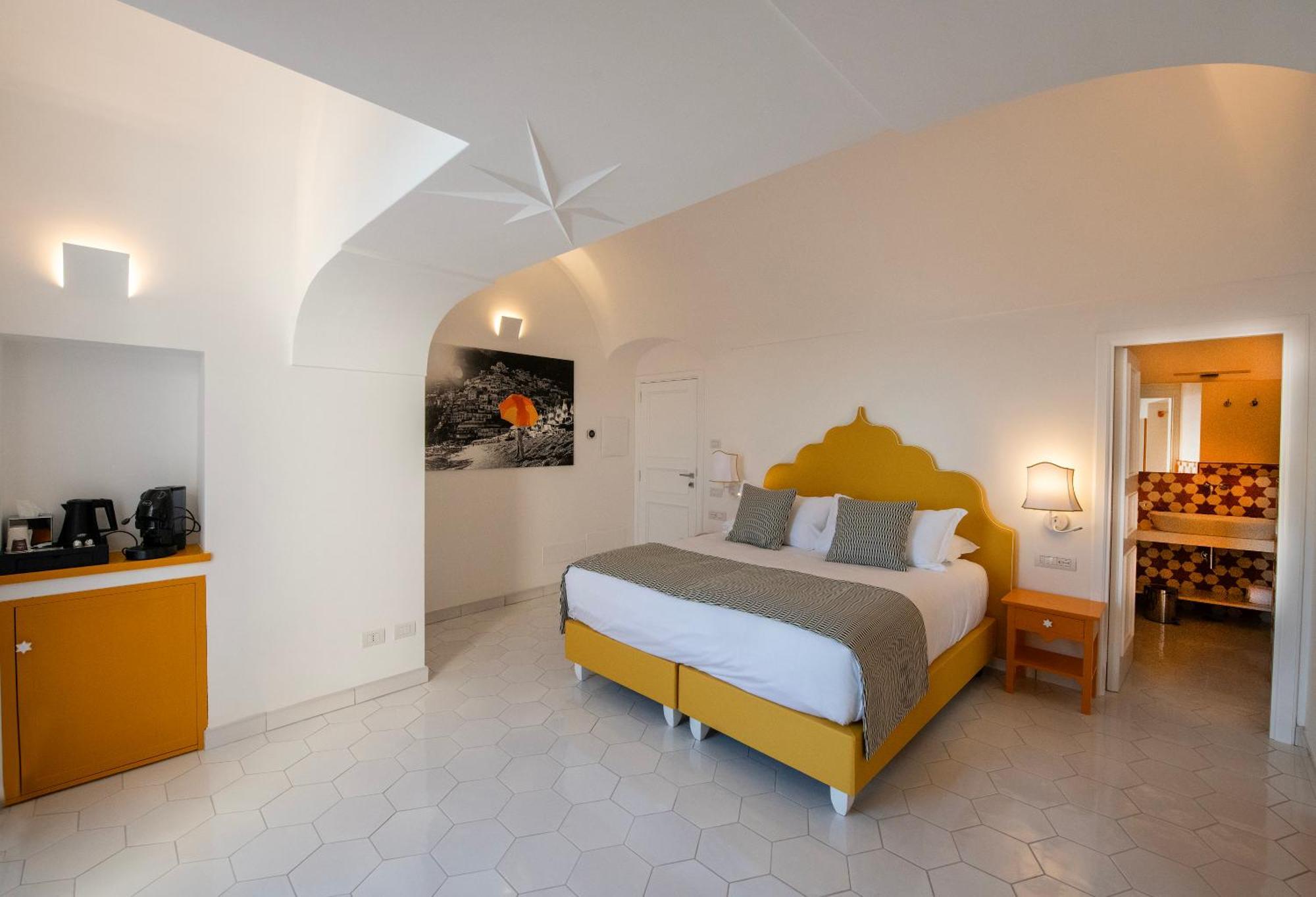Deluxe Double or Twin Room with Sea View