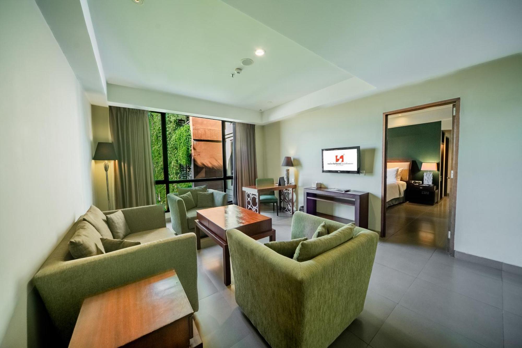 Executive Suite