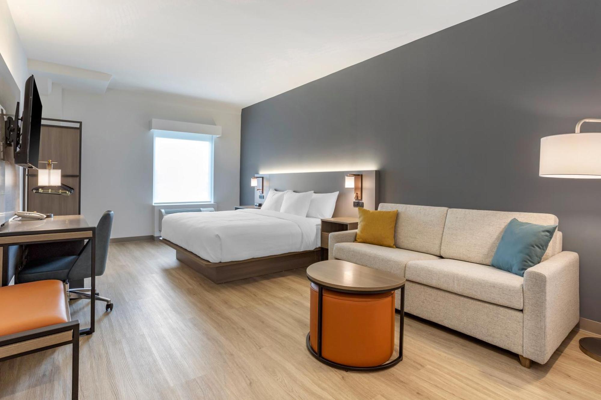 King Suite - Disability Access/Non Smoking