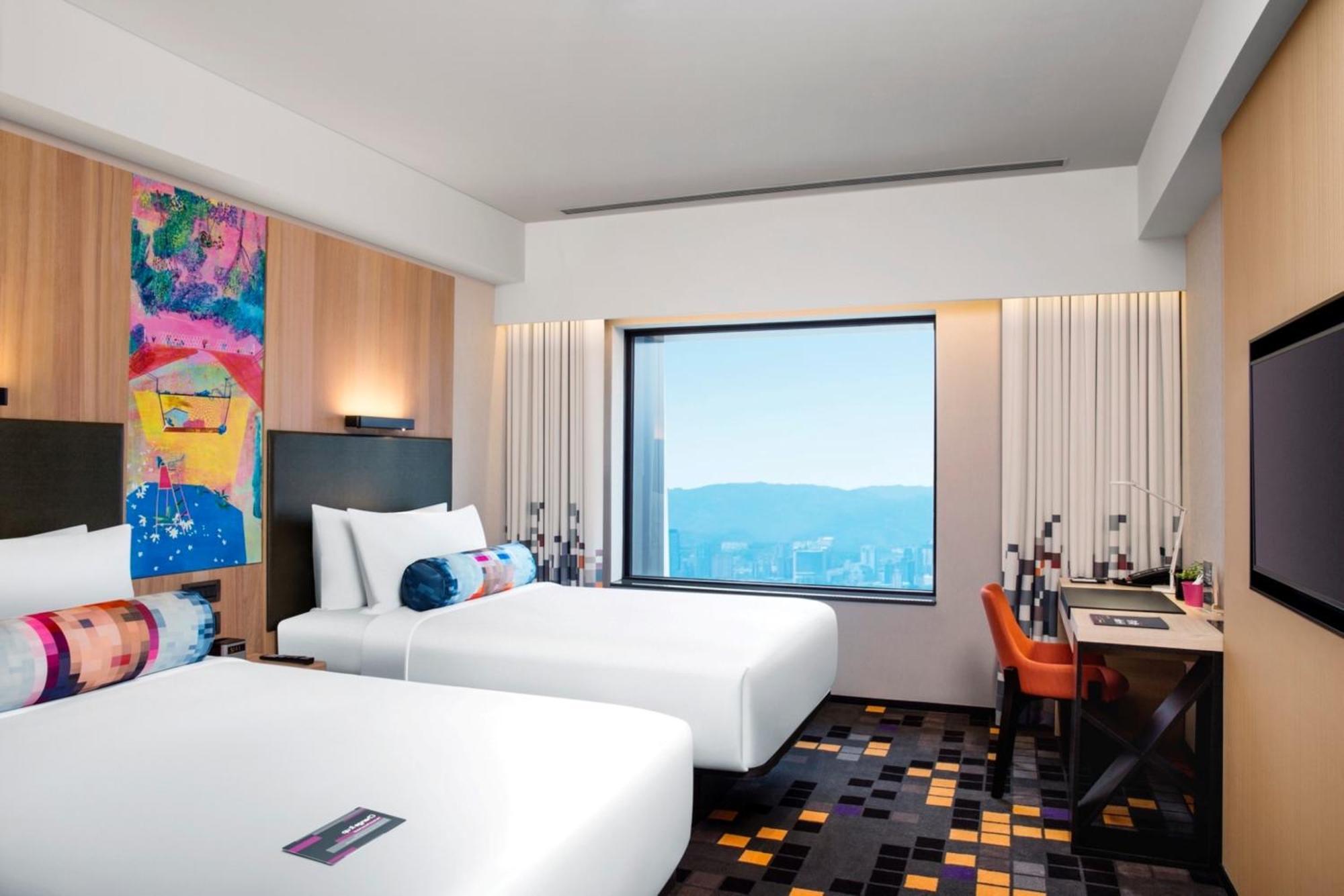 Aloft Twin Room