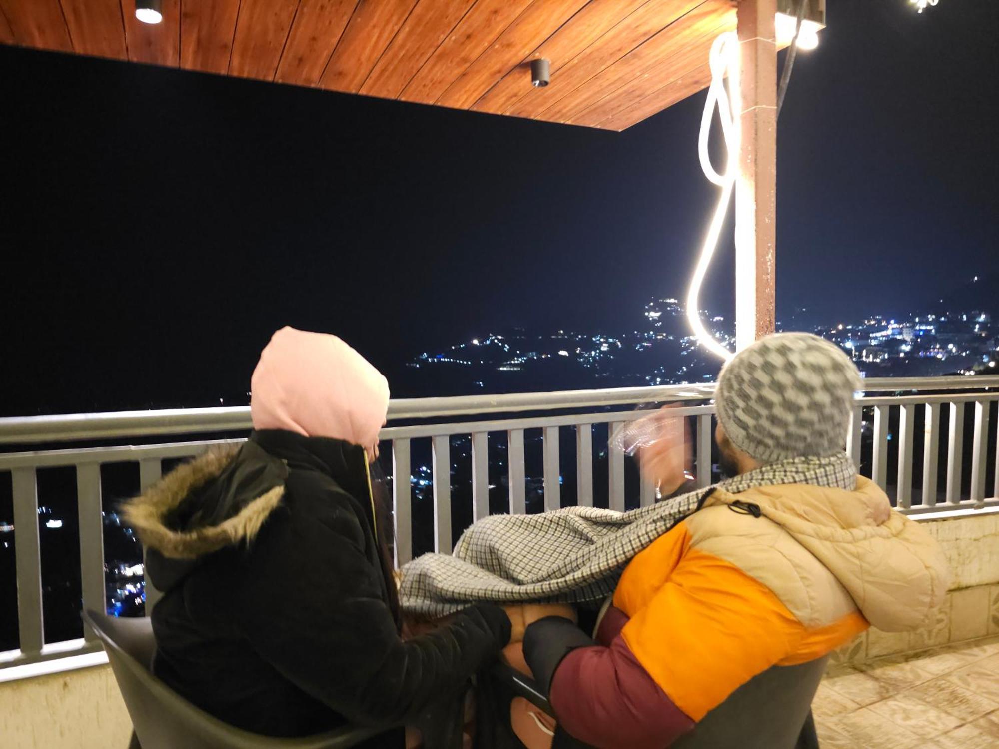 Deluxe Room,1636756881:JPEG