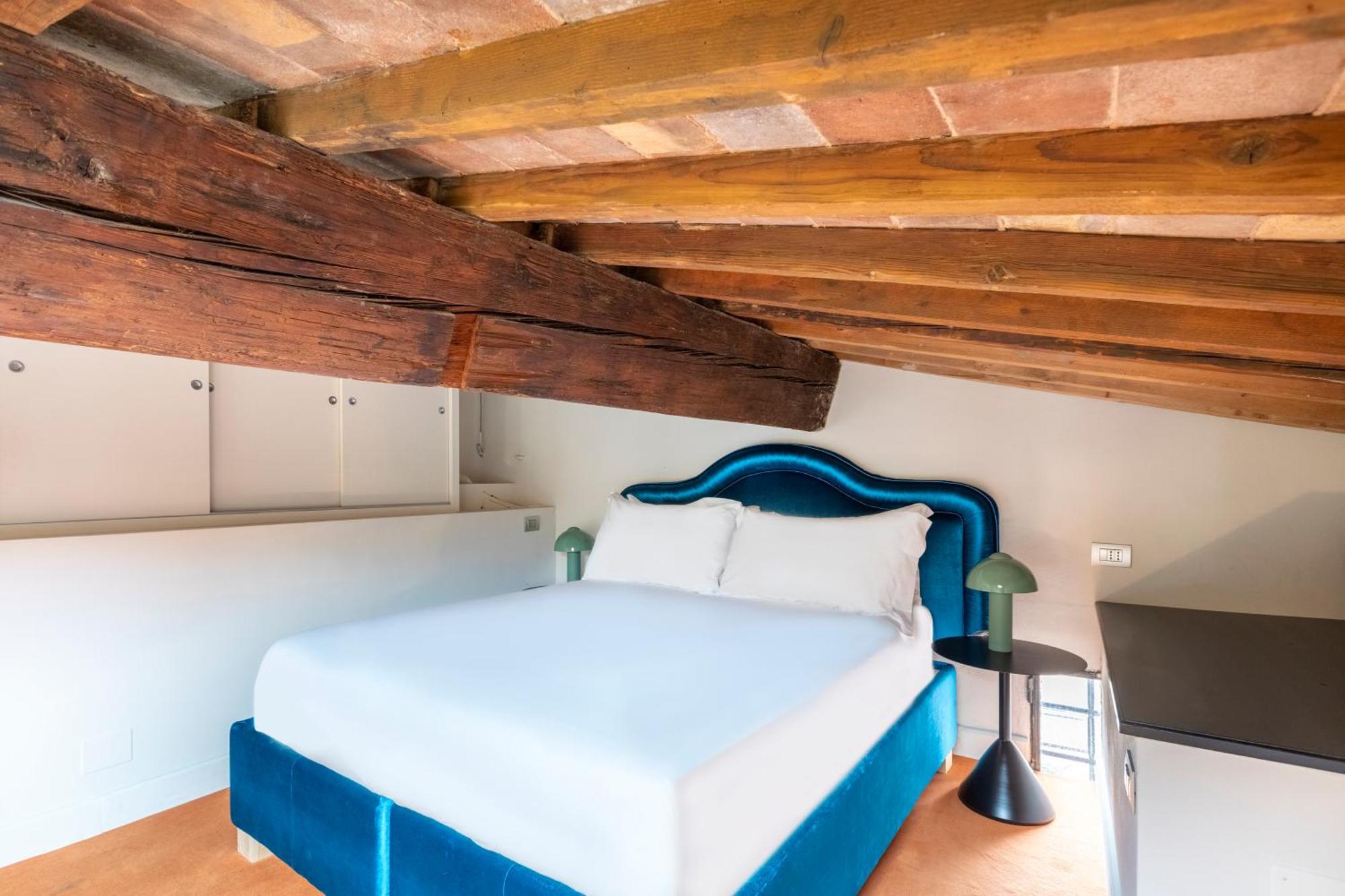 1 Bedroom Apartment with Sofa Bed - Duplex - No Kitchen
