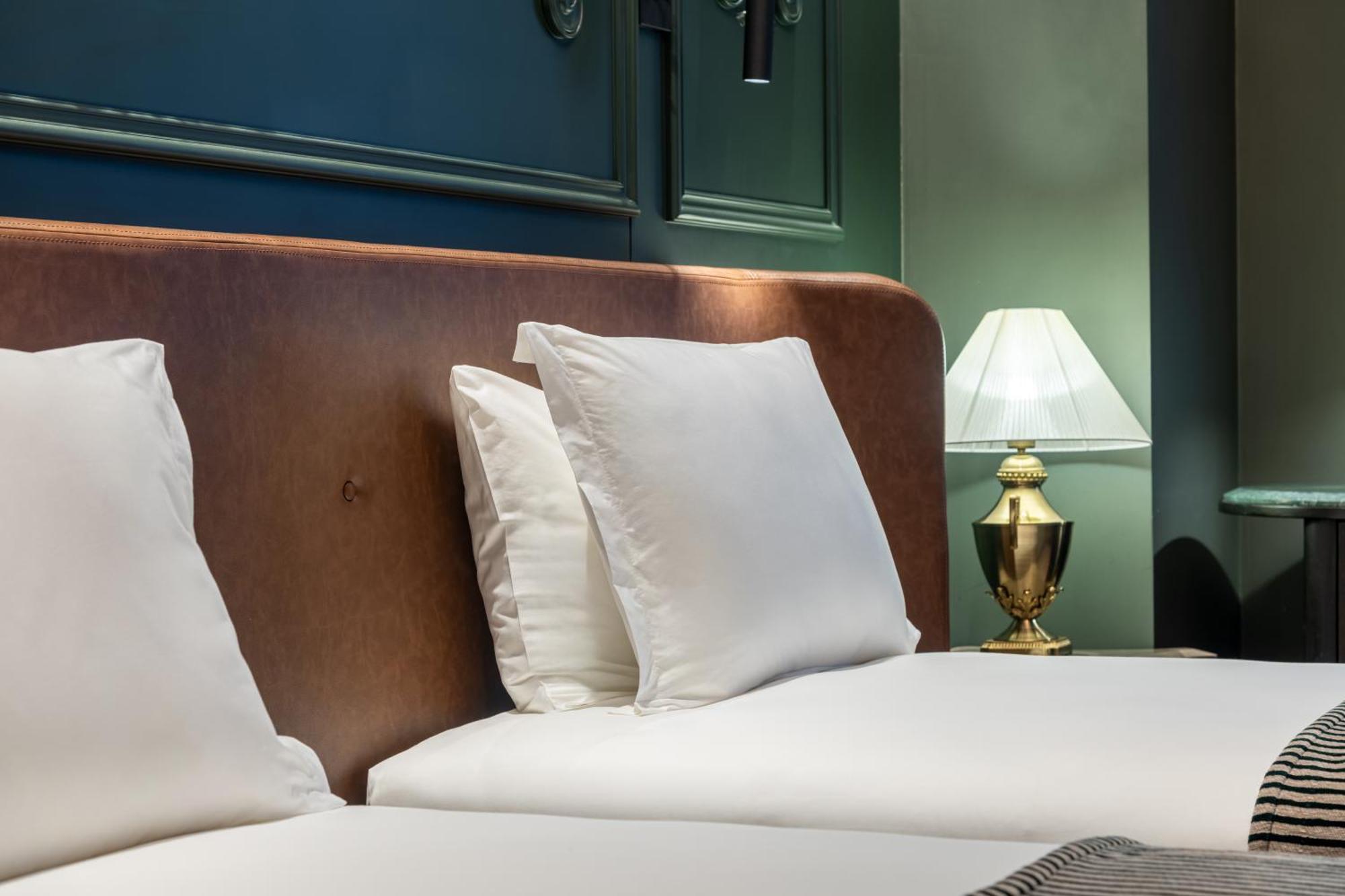 Superior Twin Room with City View,1532675953:JPEG