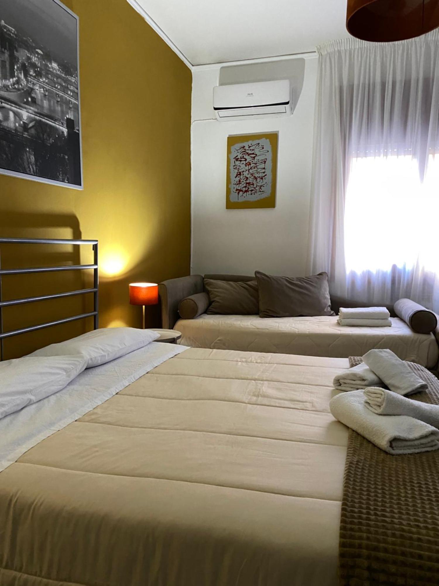 Large Double or Twin Room