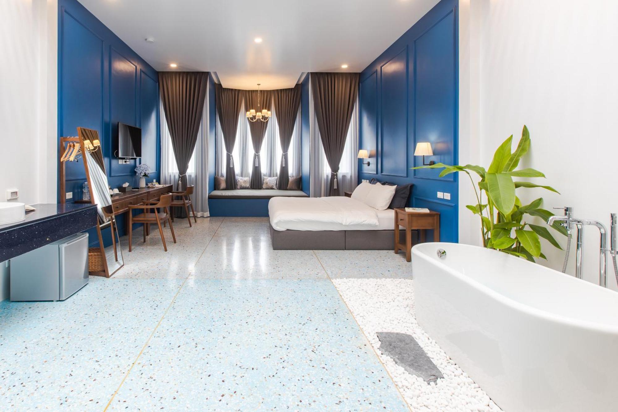 Deluxe Family Suite