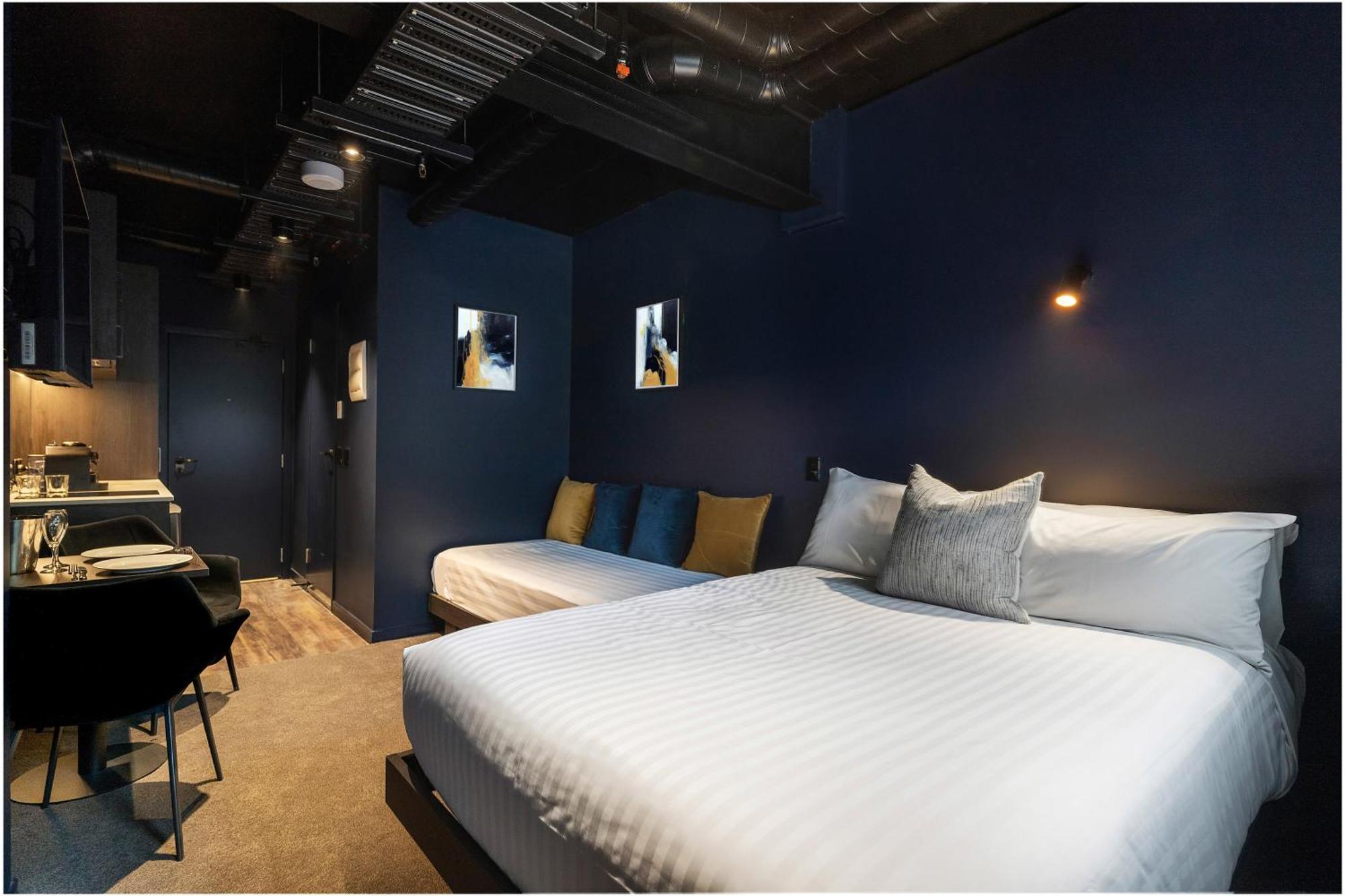 Little Lux Studio Plus