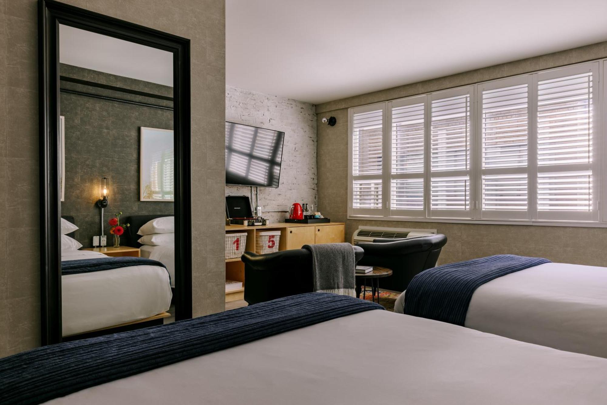 Loft with Two Queen Beds
