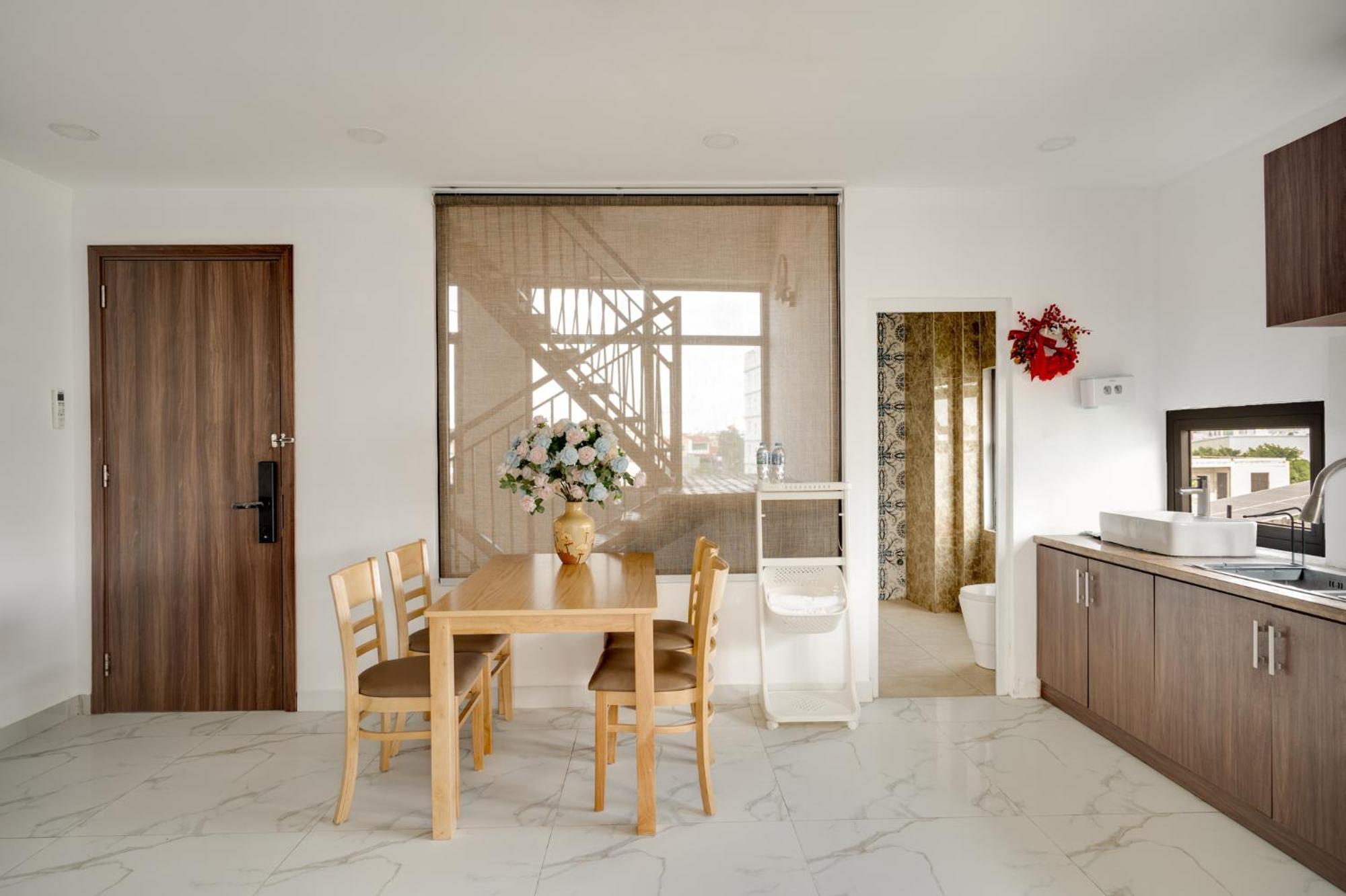Studio with Balcony