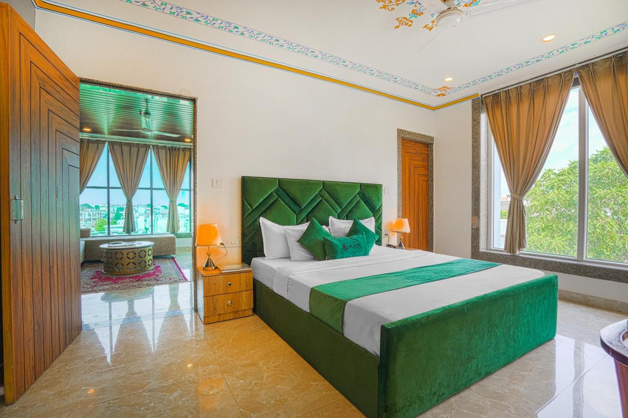 Executive Suite: 10% Discount on F&B Services and on Railway Station Transfer