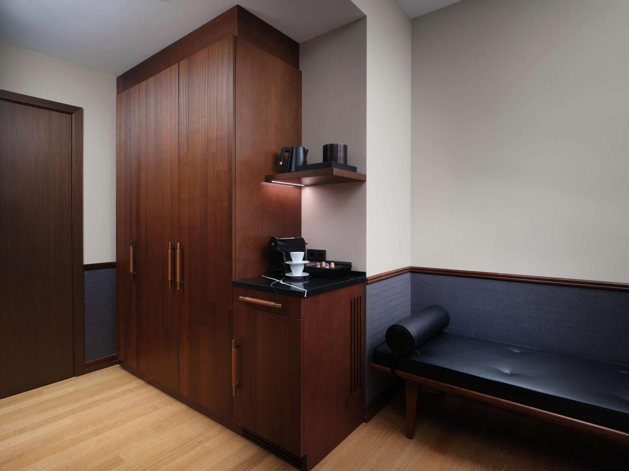 Classic Twin Room