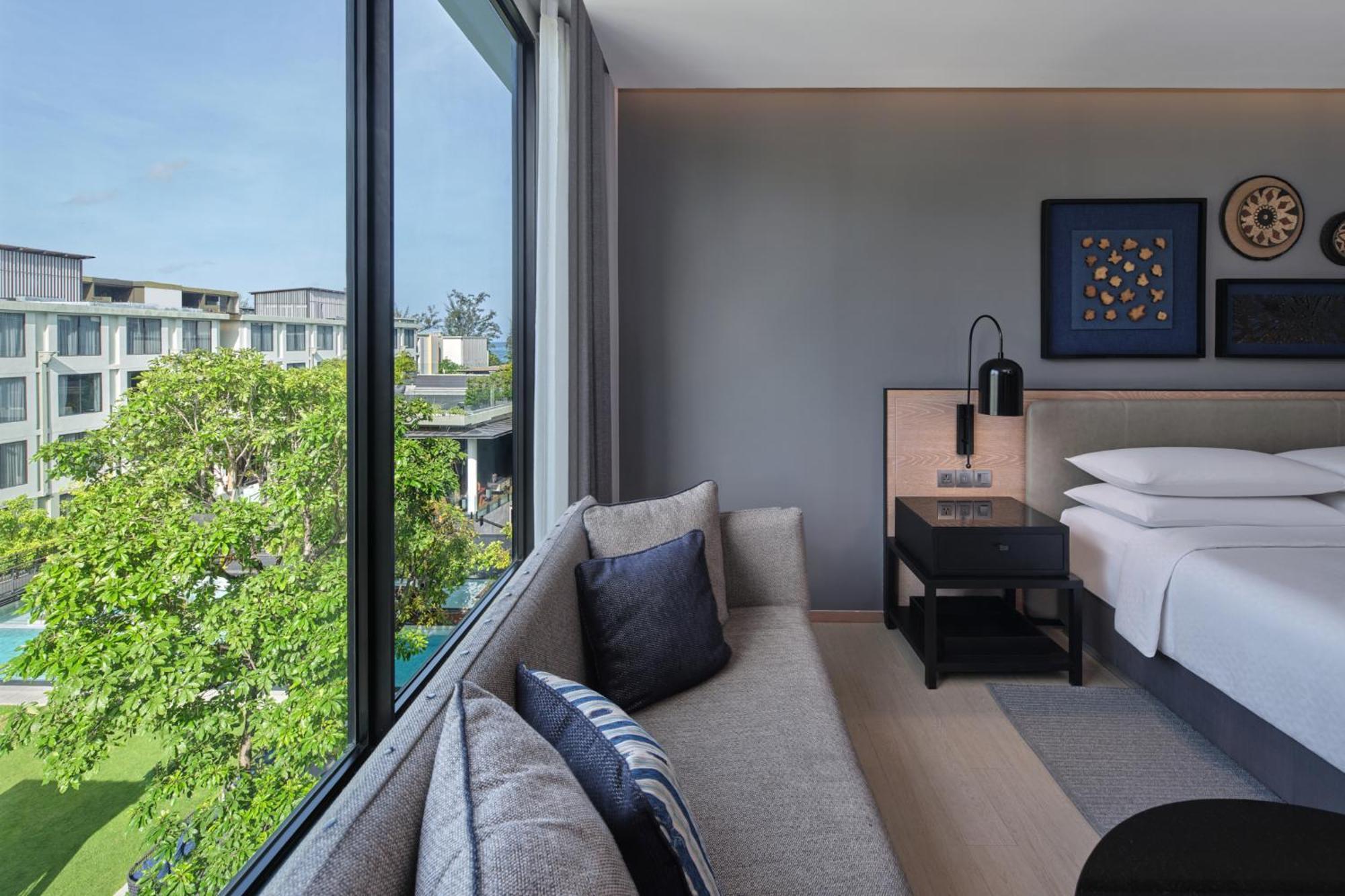 One-Bedroom King Suite