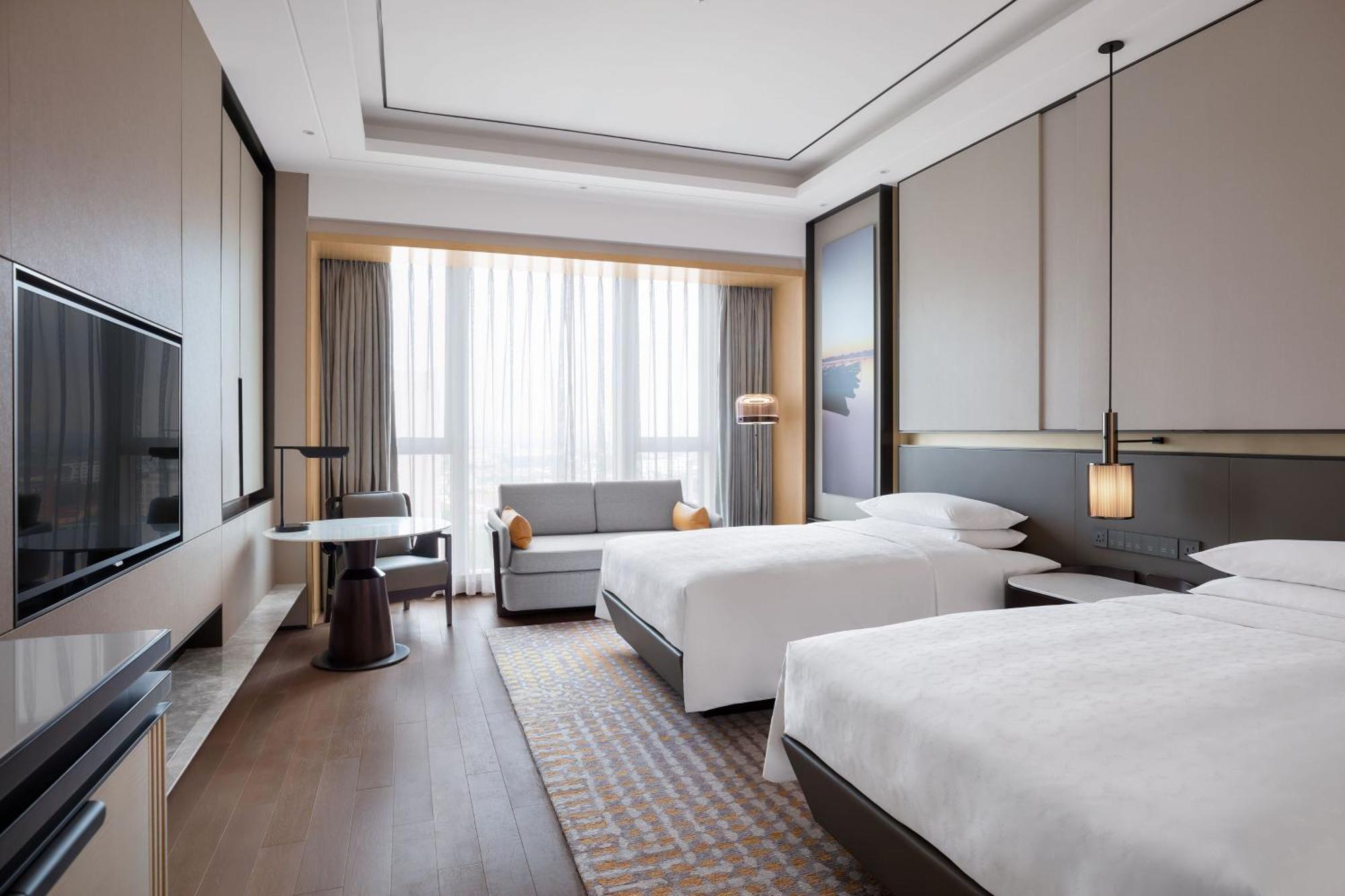 Deluxe, Guest room, 2 Twin/Single Bed(s), City view
