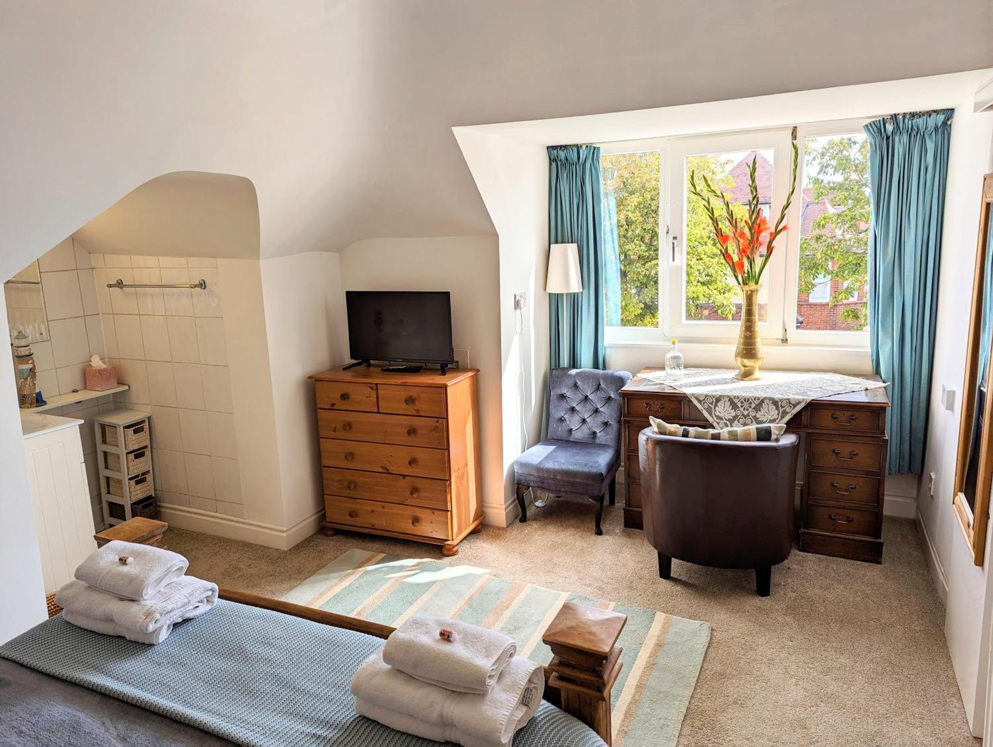 Standard King Room