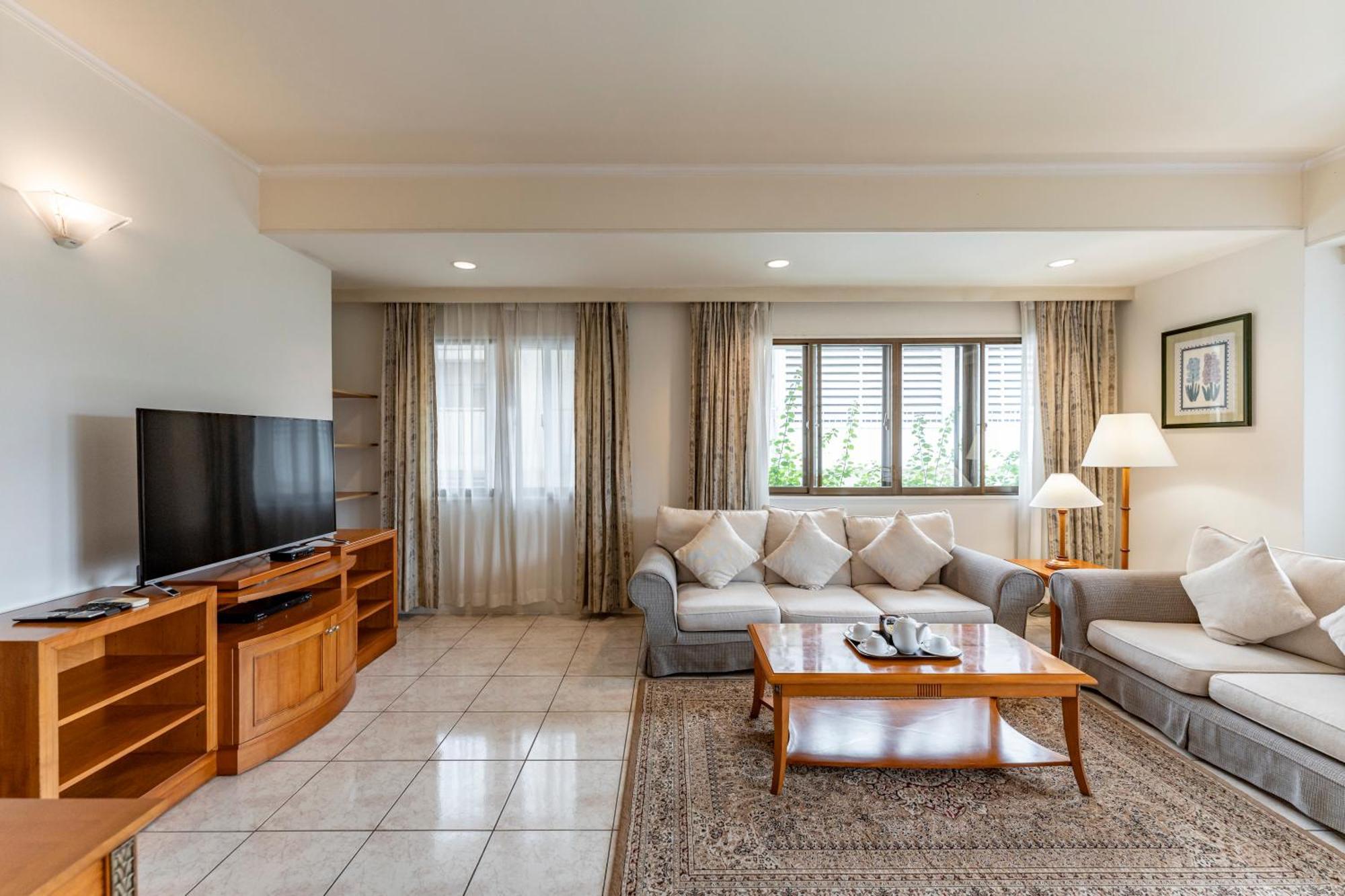 Deluxe Two-Bedroom Suite
