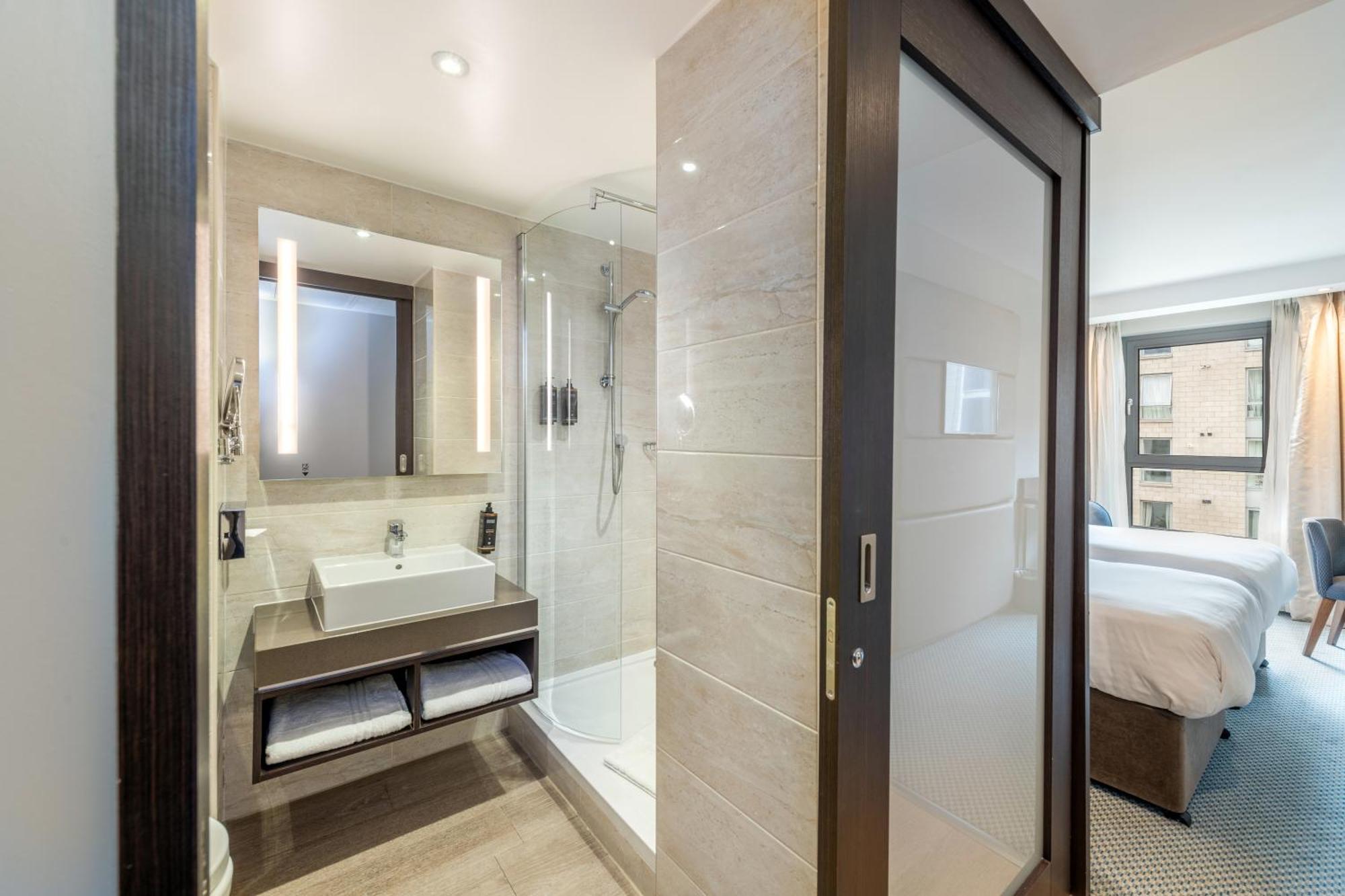 Comfort Twin Room