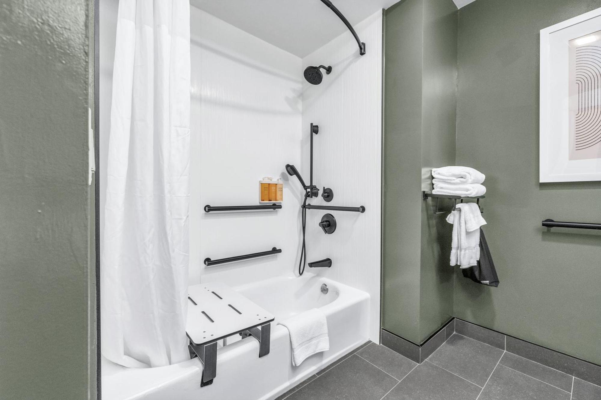 Queen Room Disability Access