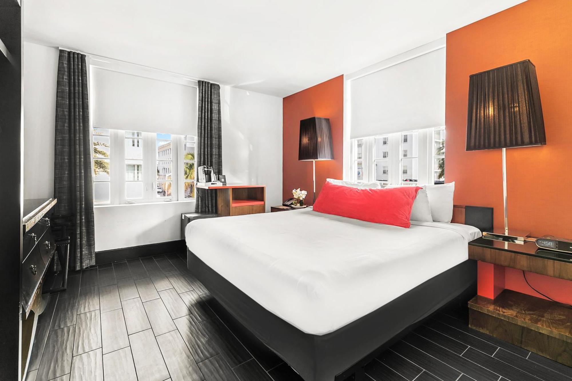 Superior King Room,1544859718:JPEG