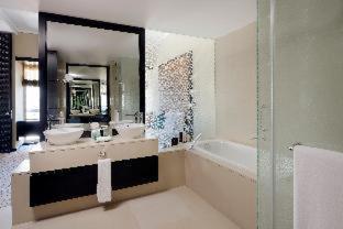 One-Bedroom Suite Smoking