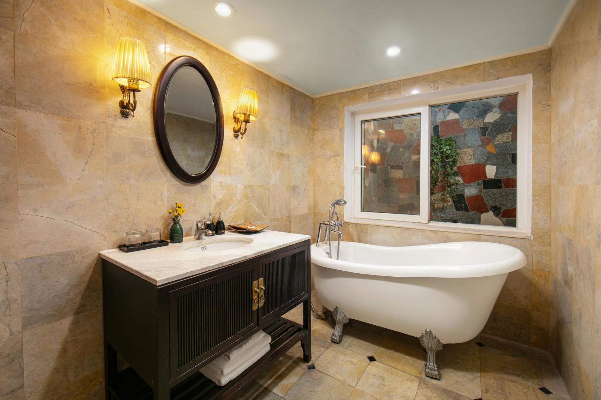 Deluxe Double or Twin Room