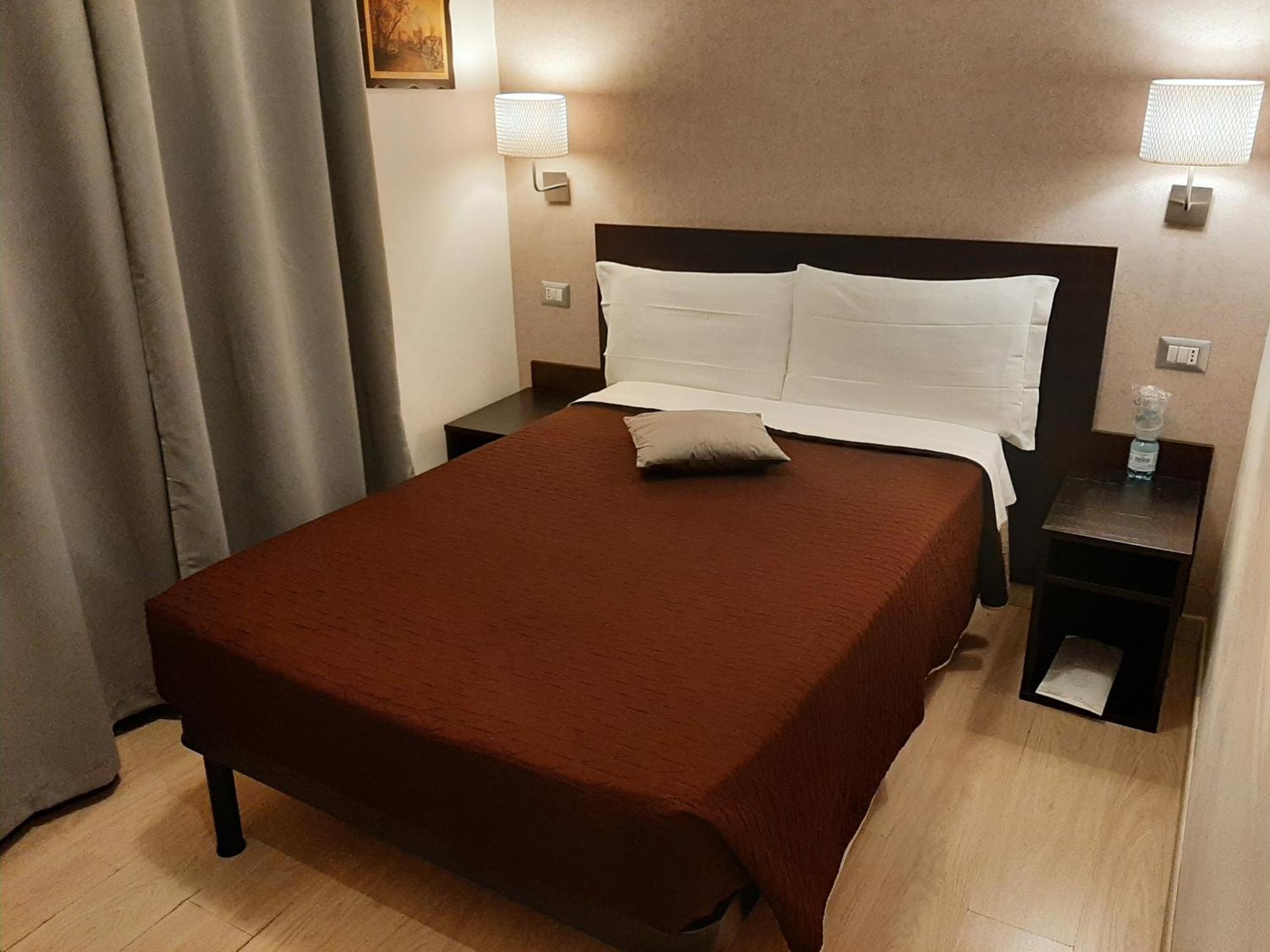 Single Room with Private Bathroom,1546760548:JPEG