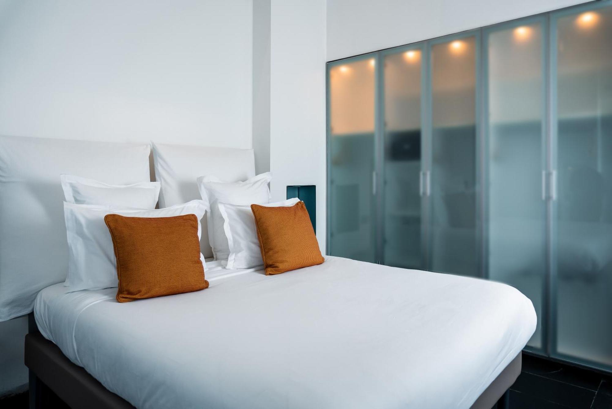 Deluxe L Double Room,1547956570:JPEG