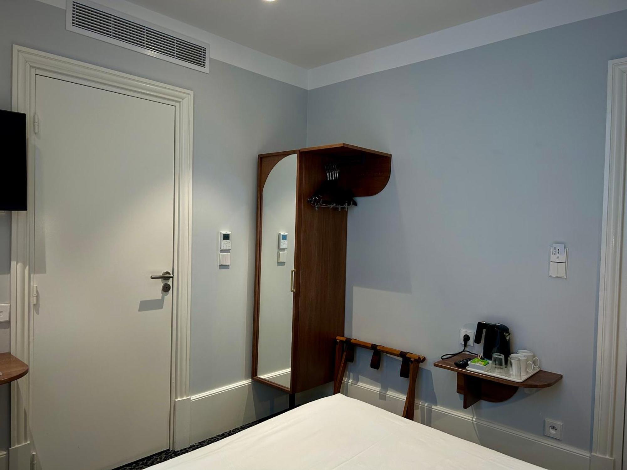 Single Room - Non-Smoking