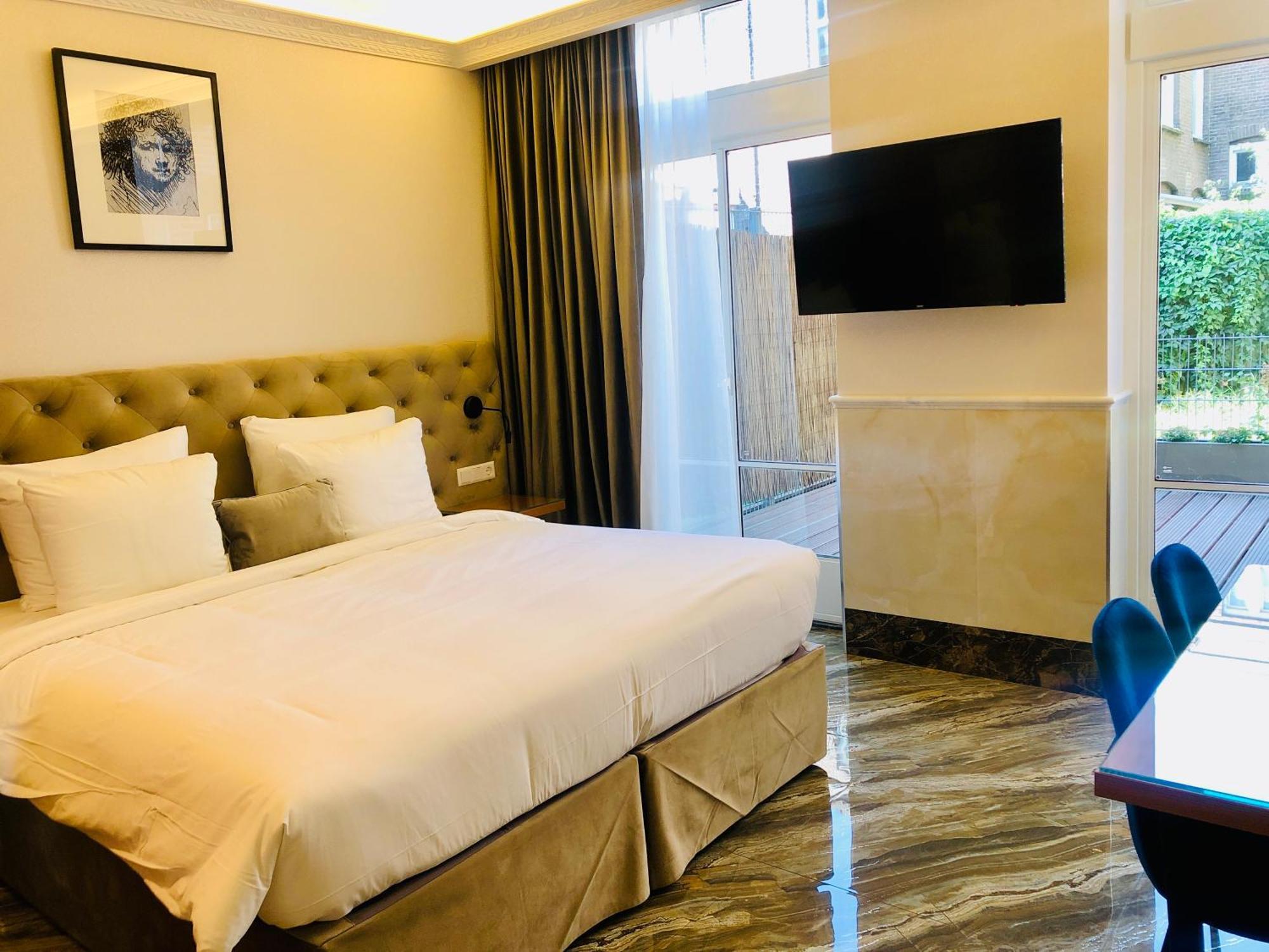 Double Room with Terrace