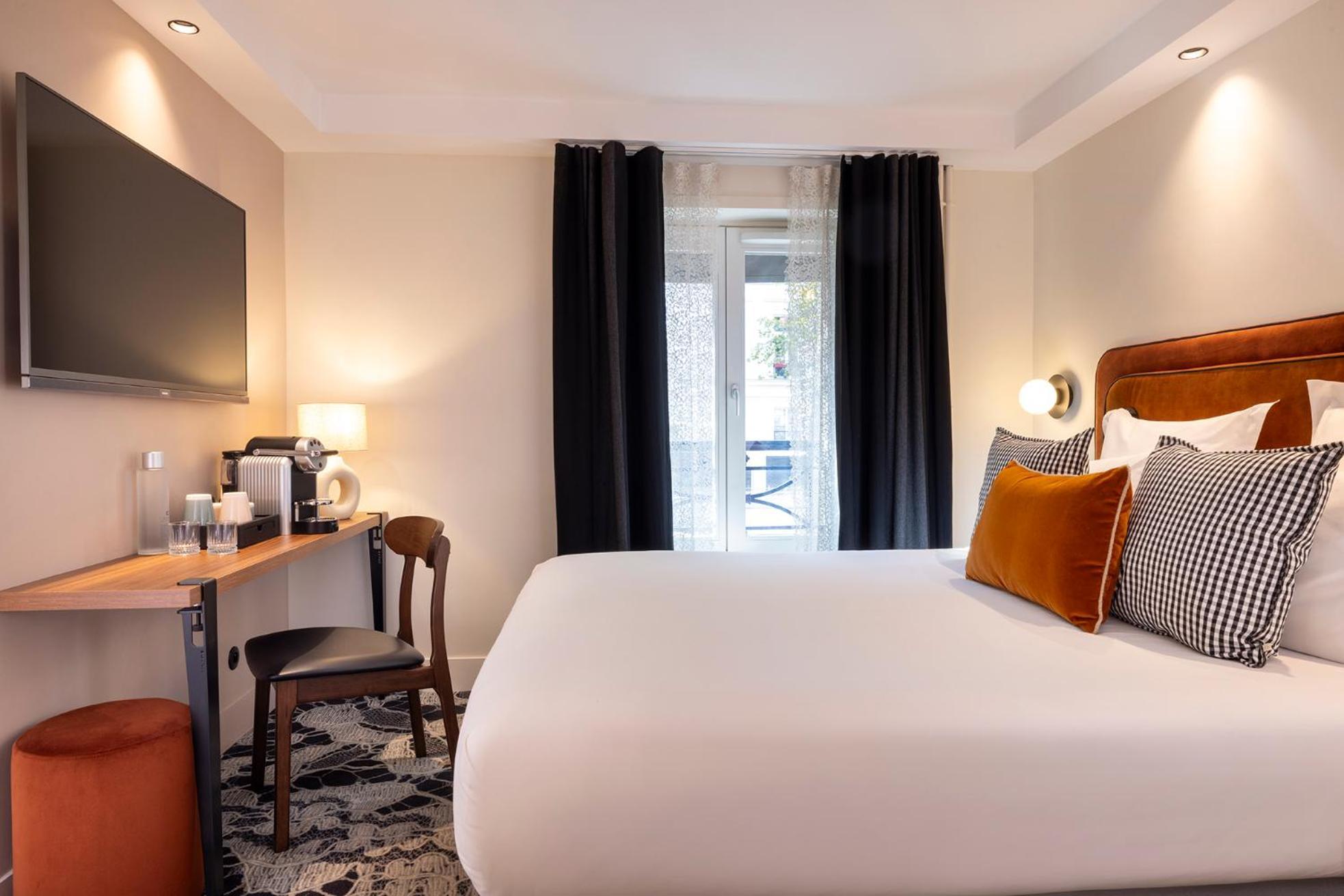 Classic Double Room