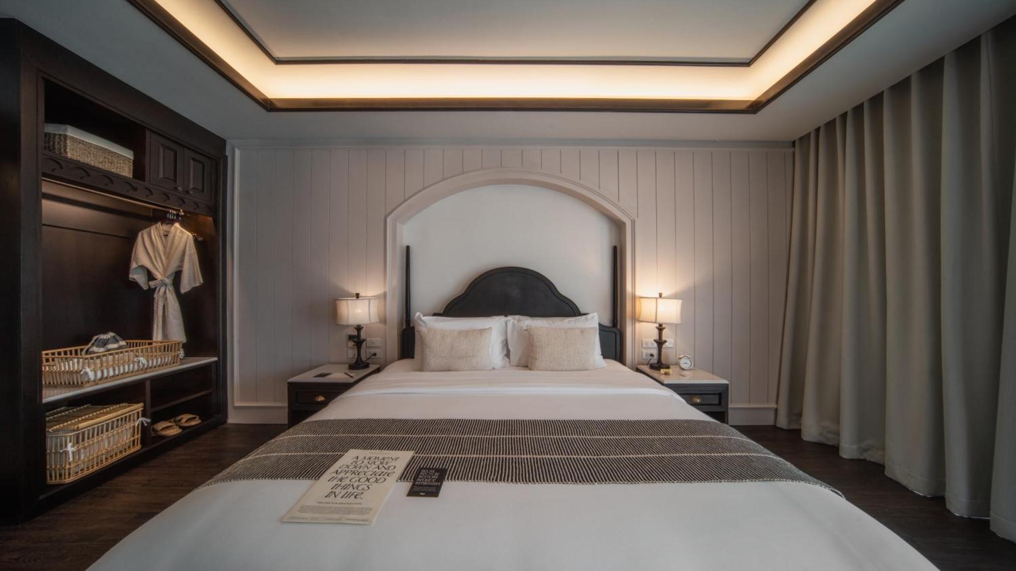 Suite with City View