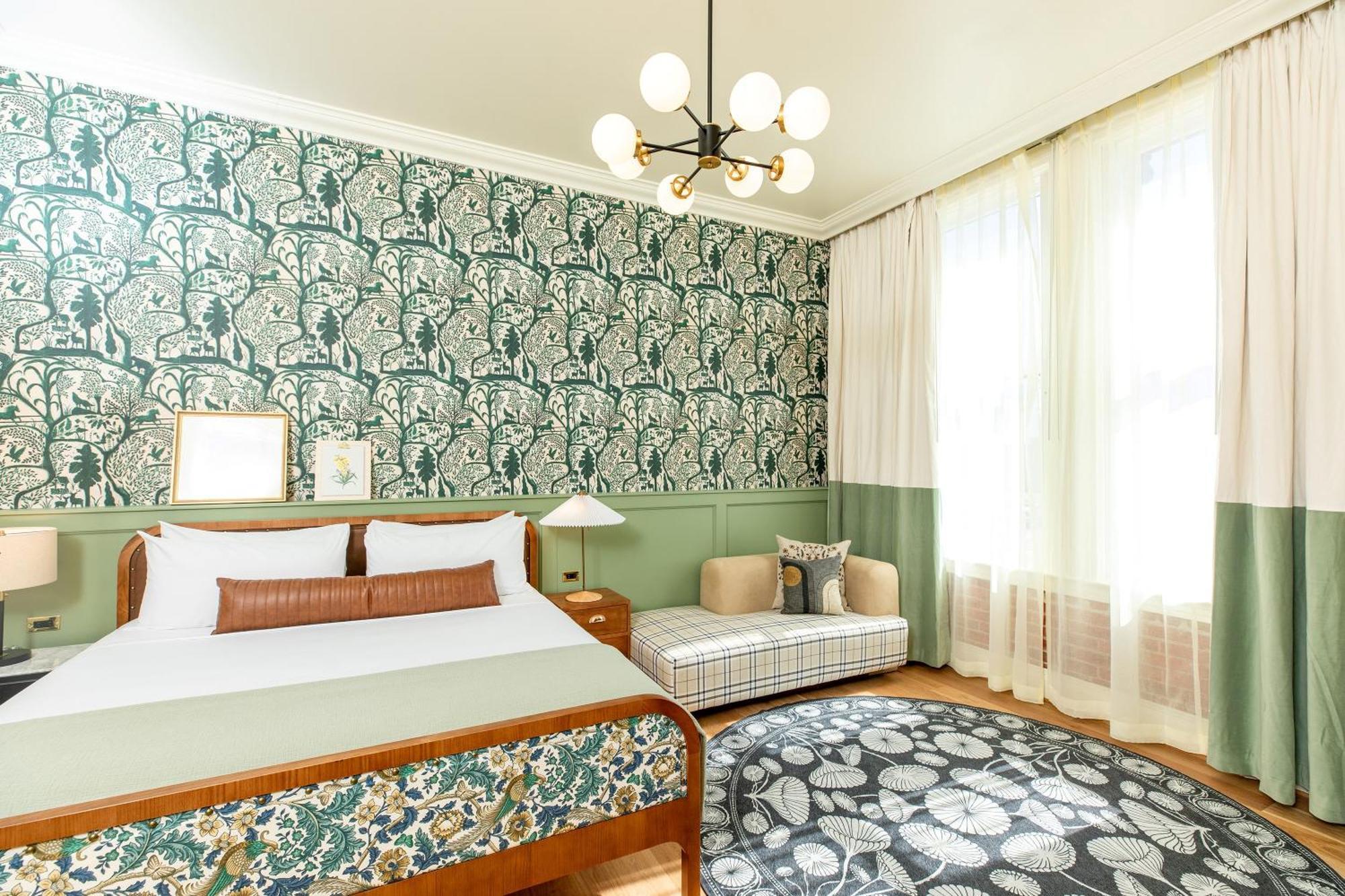 Remedy King Suite