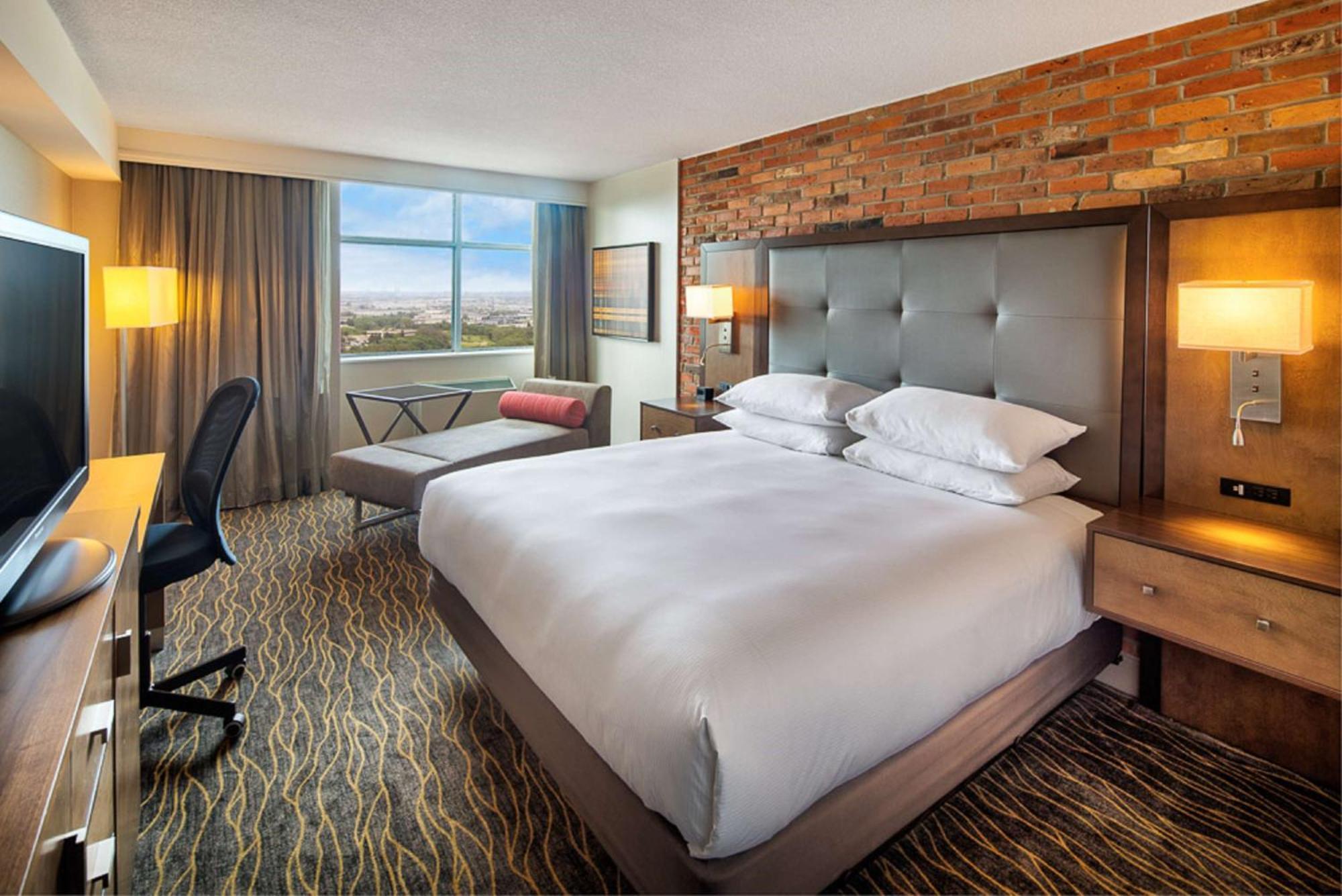 King Room,1551459550:JPEG