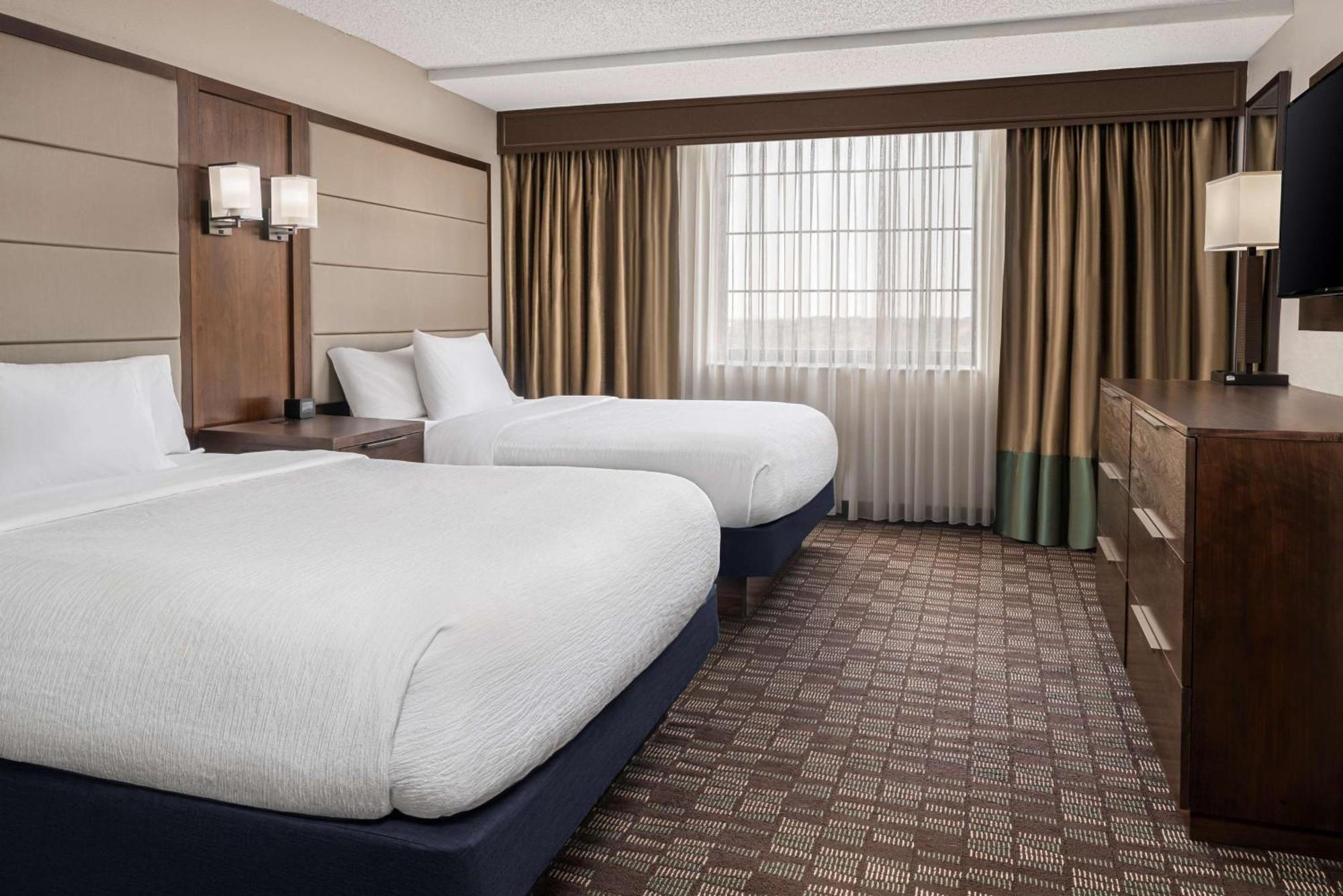 Double Room Two Double Beds Mobility Accessible or Tub