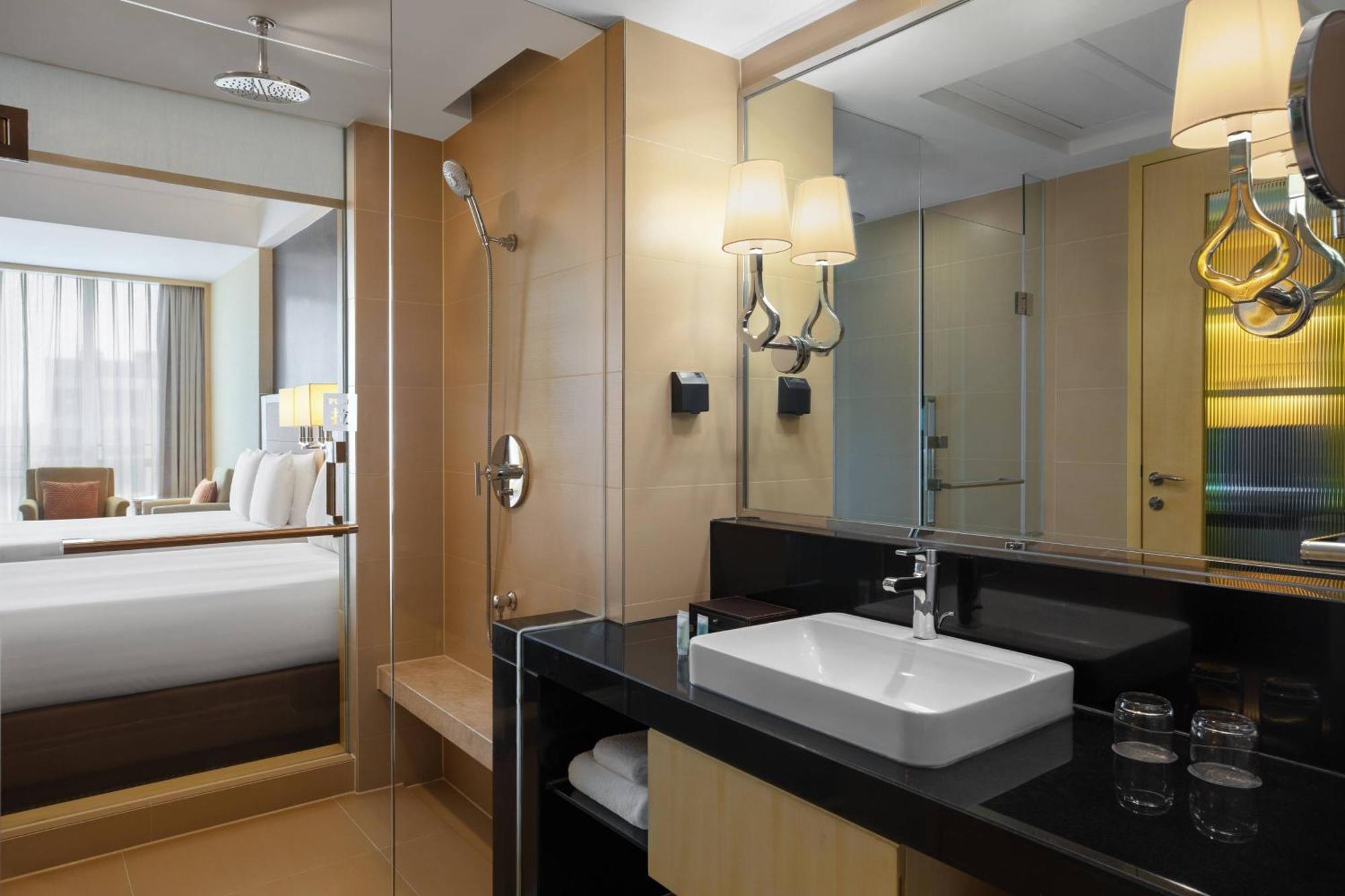 Family Triple Bed Room