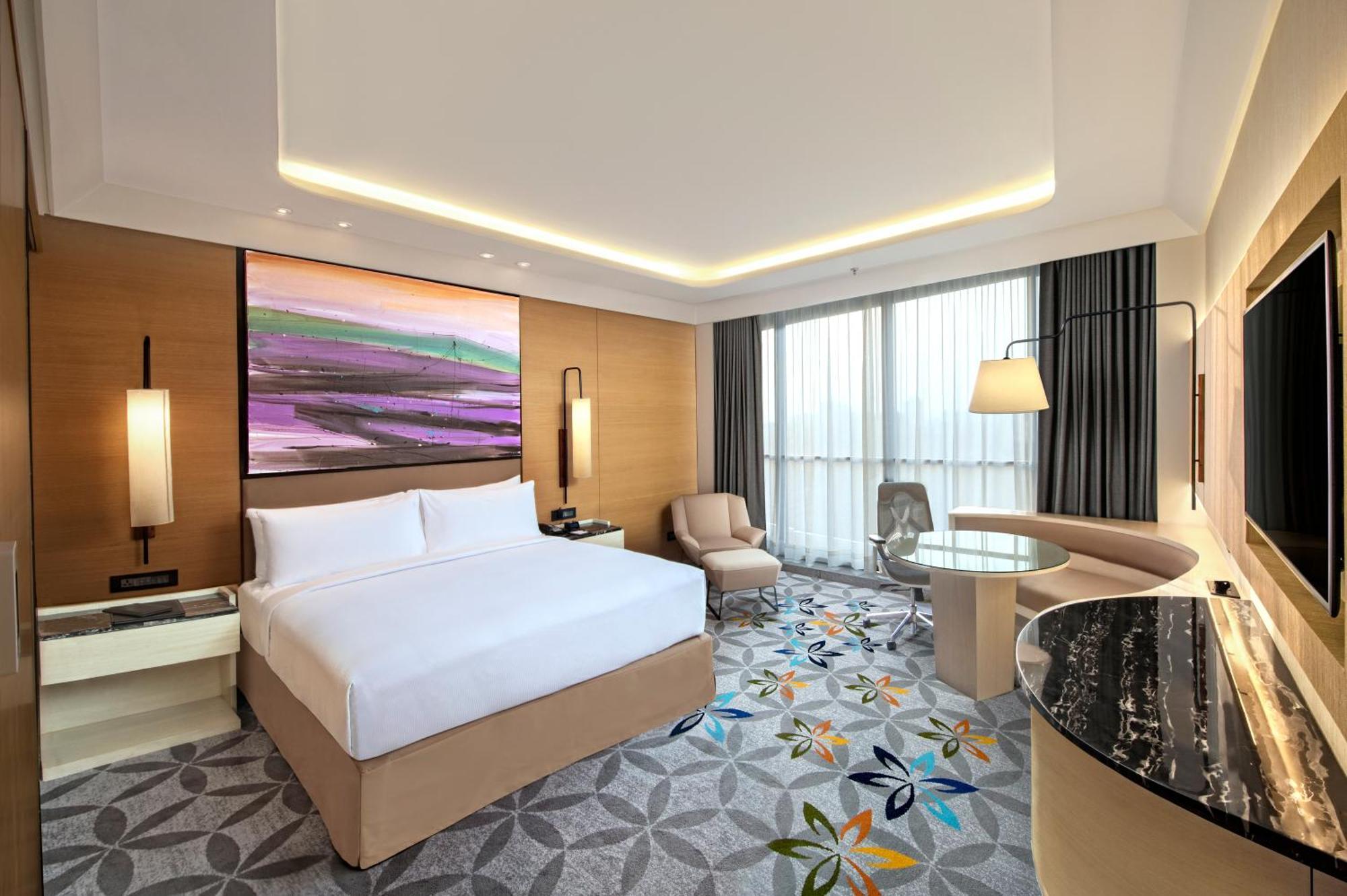 King Room - Mobility Accessible