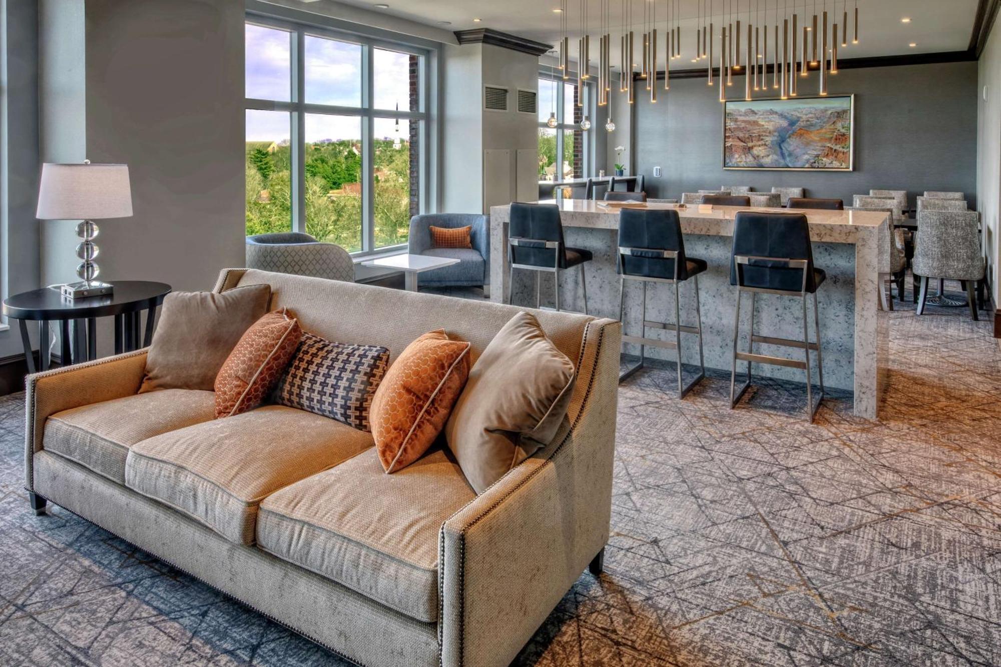 Executive King Room
