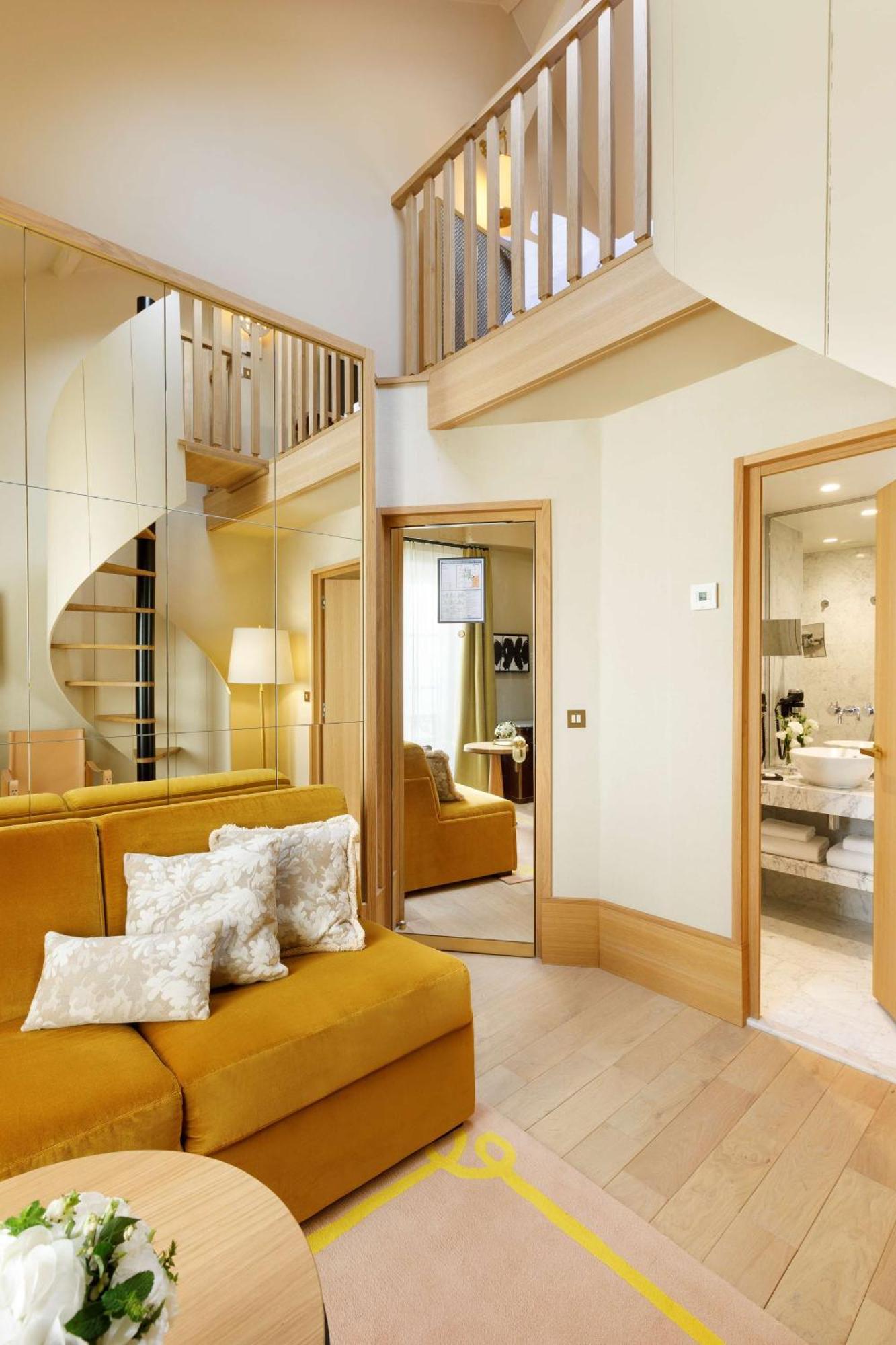 Duplex Queen Room