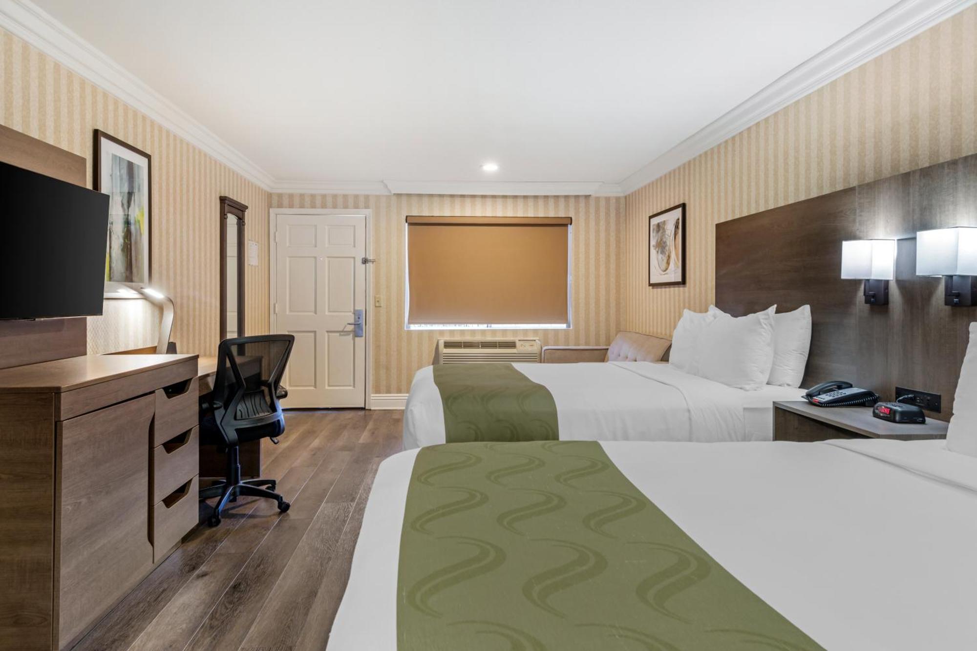 Standard Room, 2 Queen Beds, Non Smoking