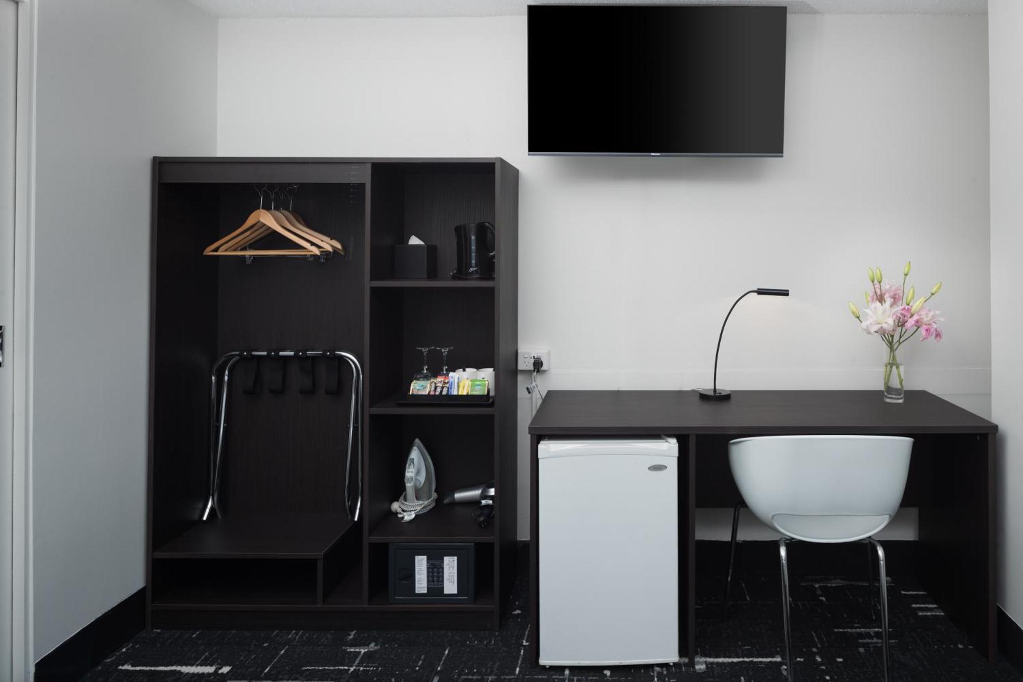 Standard Queen Room,1722903262:JPEG