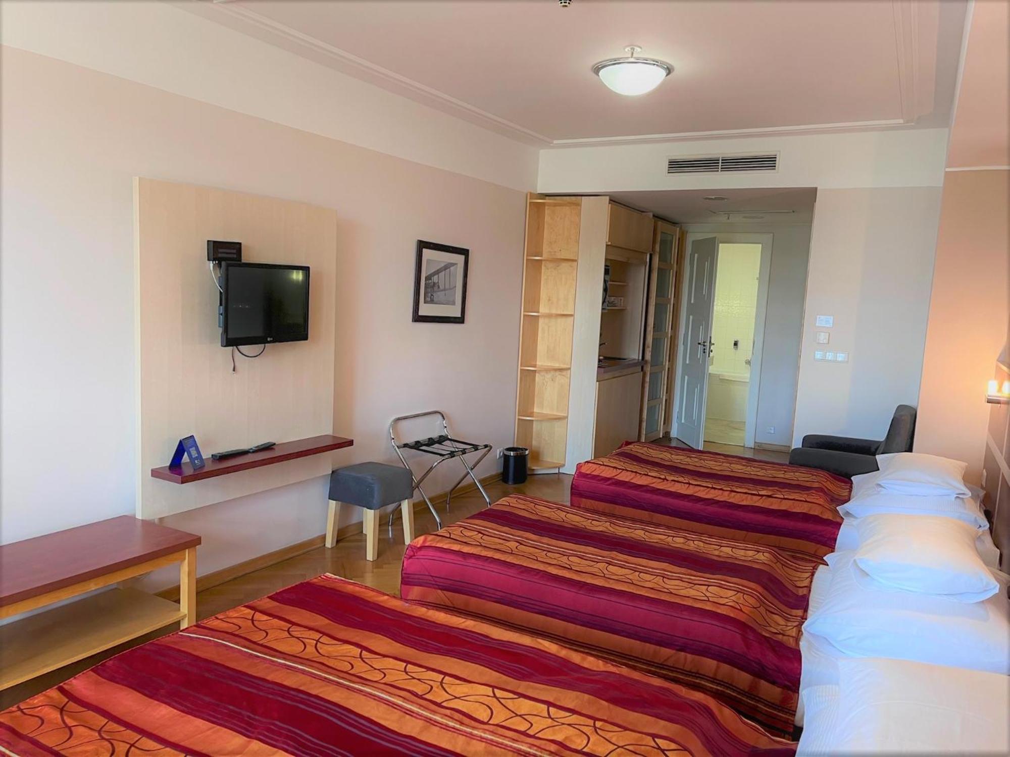 Quadruple Room with Garden View