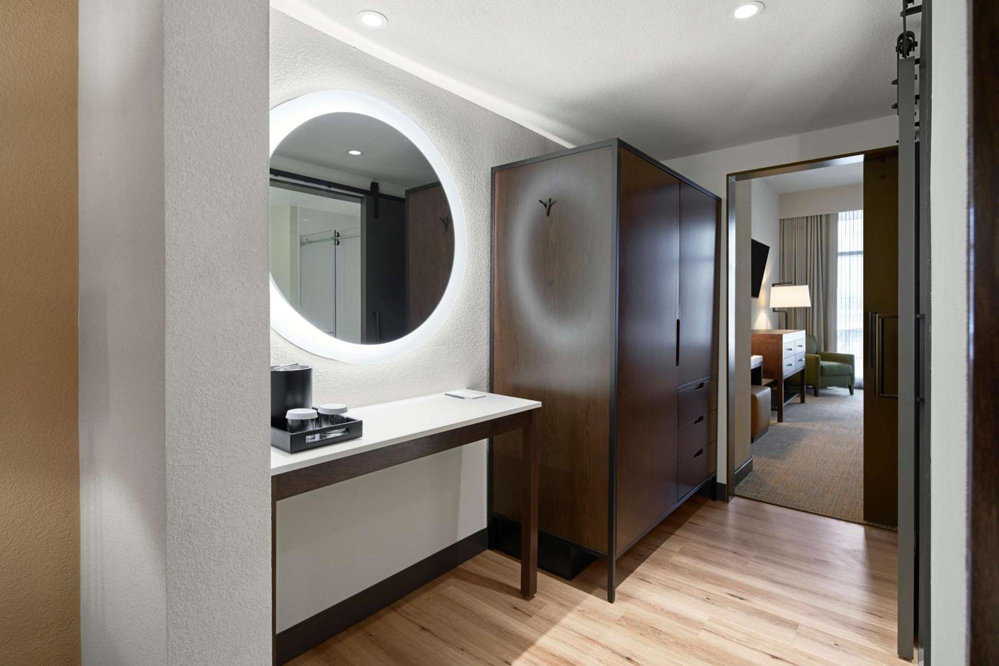 Two-Room King Suite Balcony