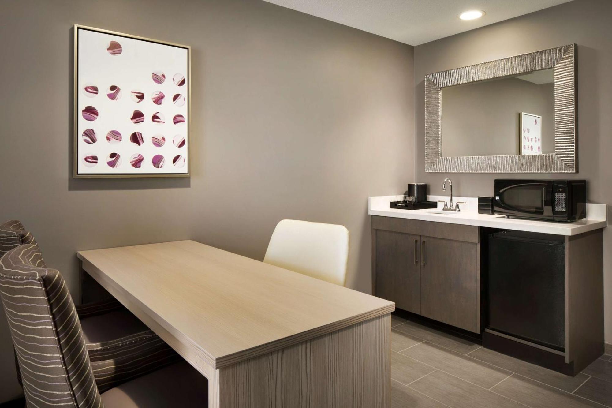 King Suite with Roll-in Shower