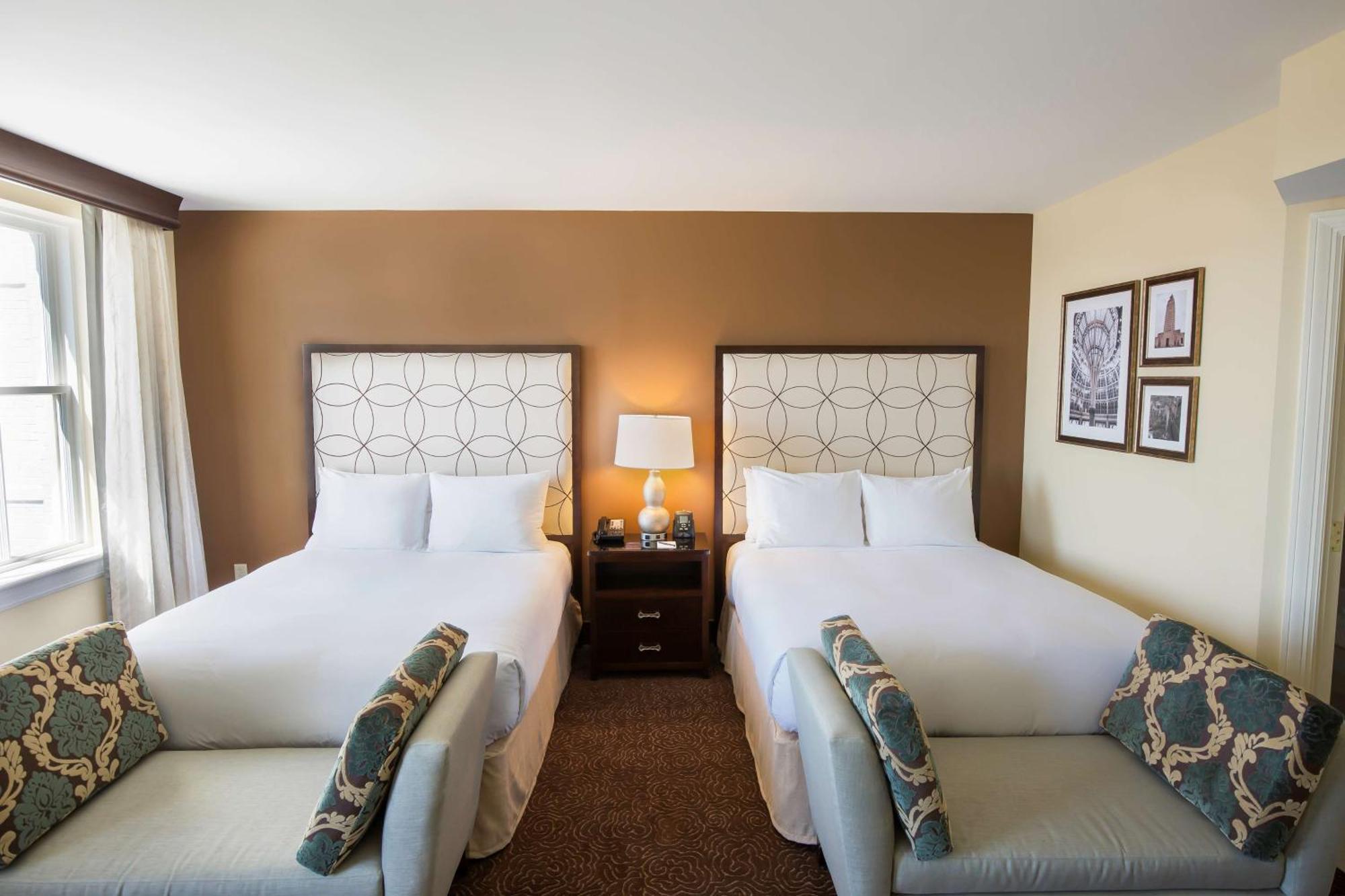 Queen Room 2 Queen Beds
