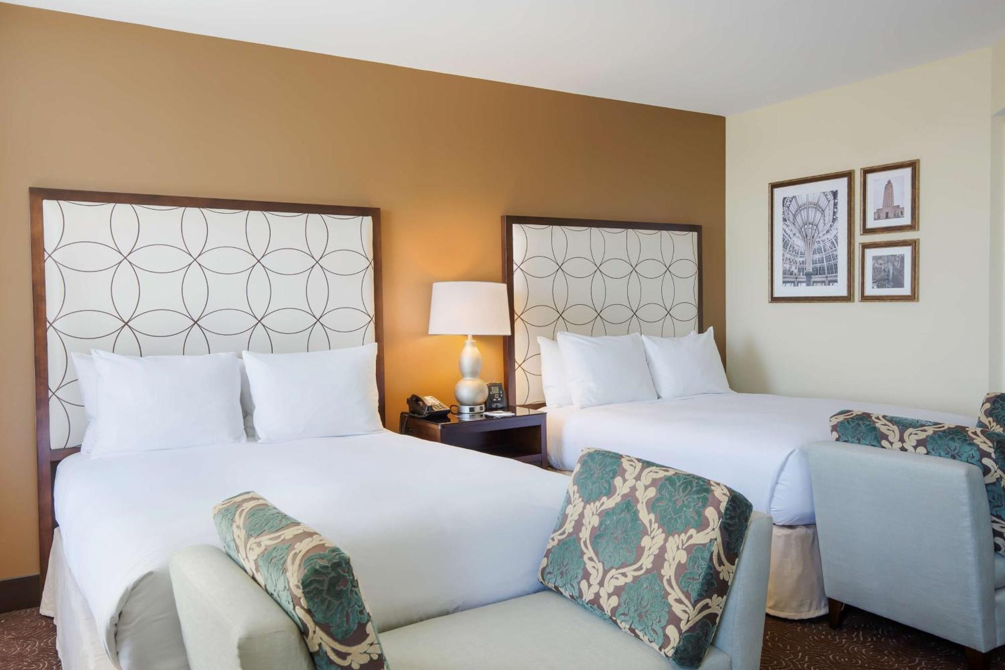 Queen Room Two Queen Beds Balcony River View Executive Floor