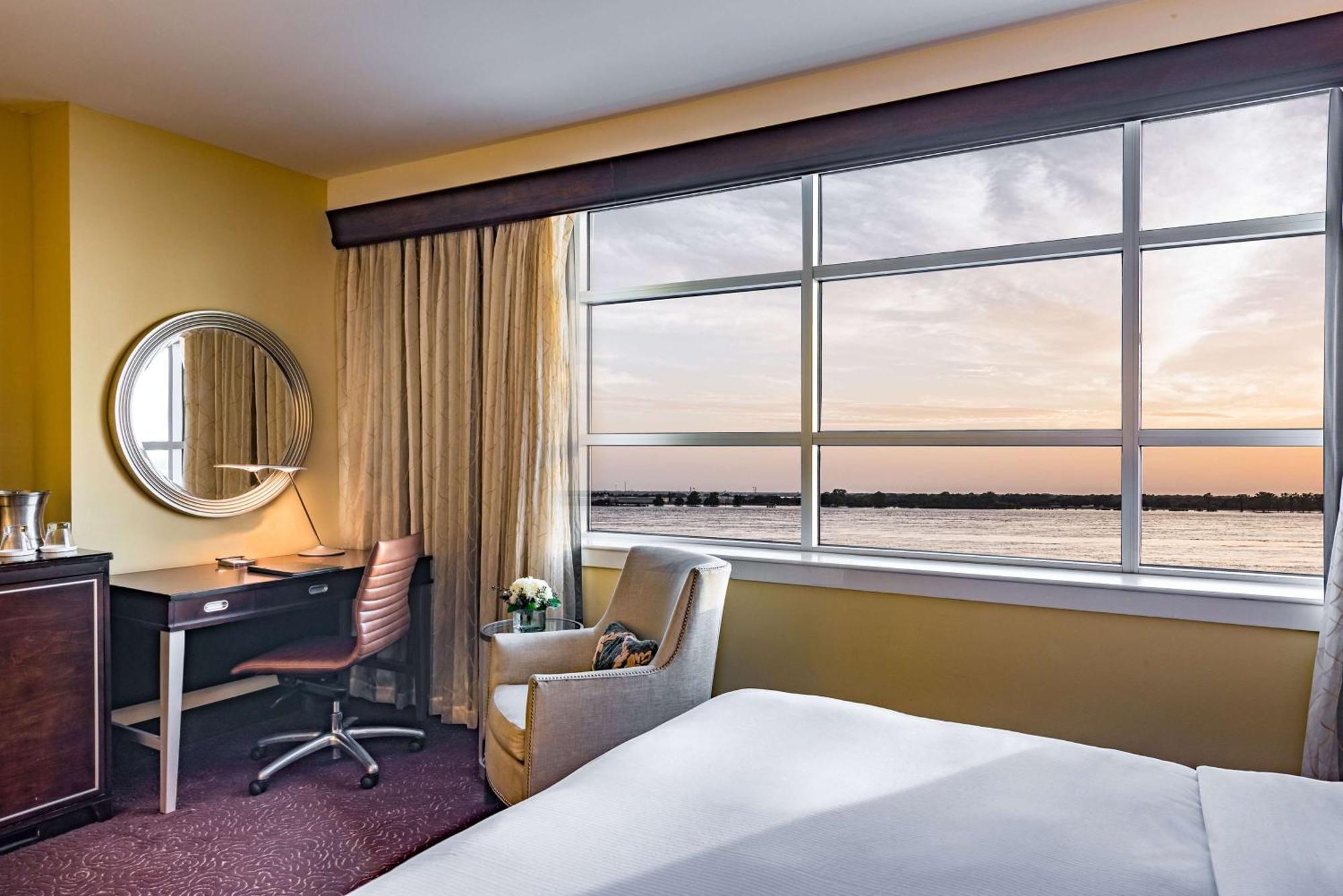 King Room River View Disability Access