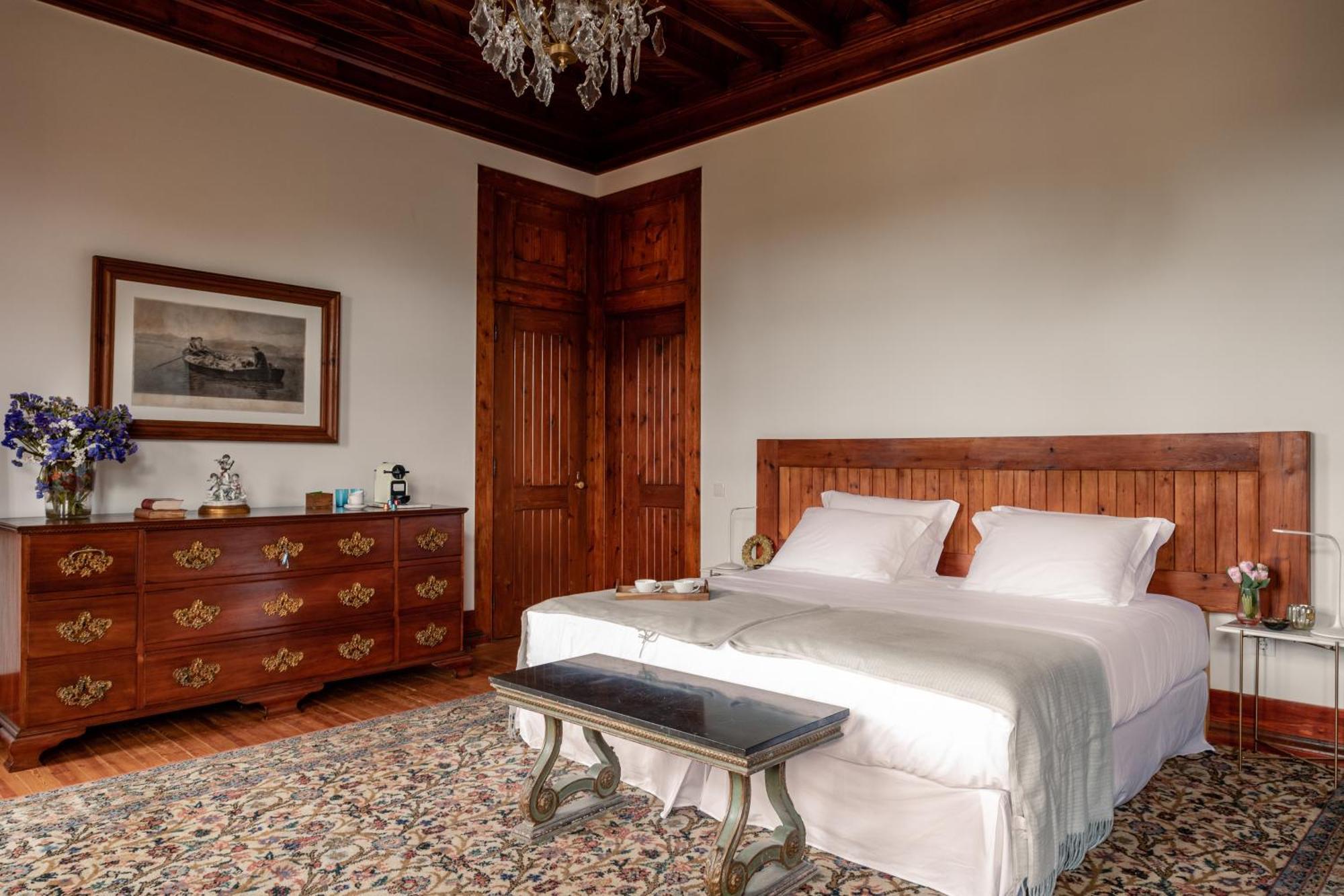 Superior King Room with Garden View