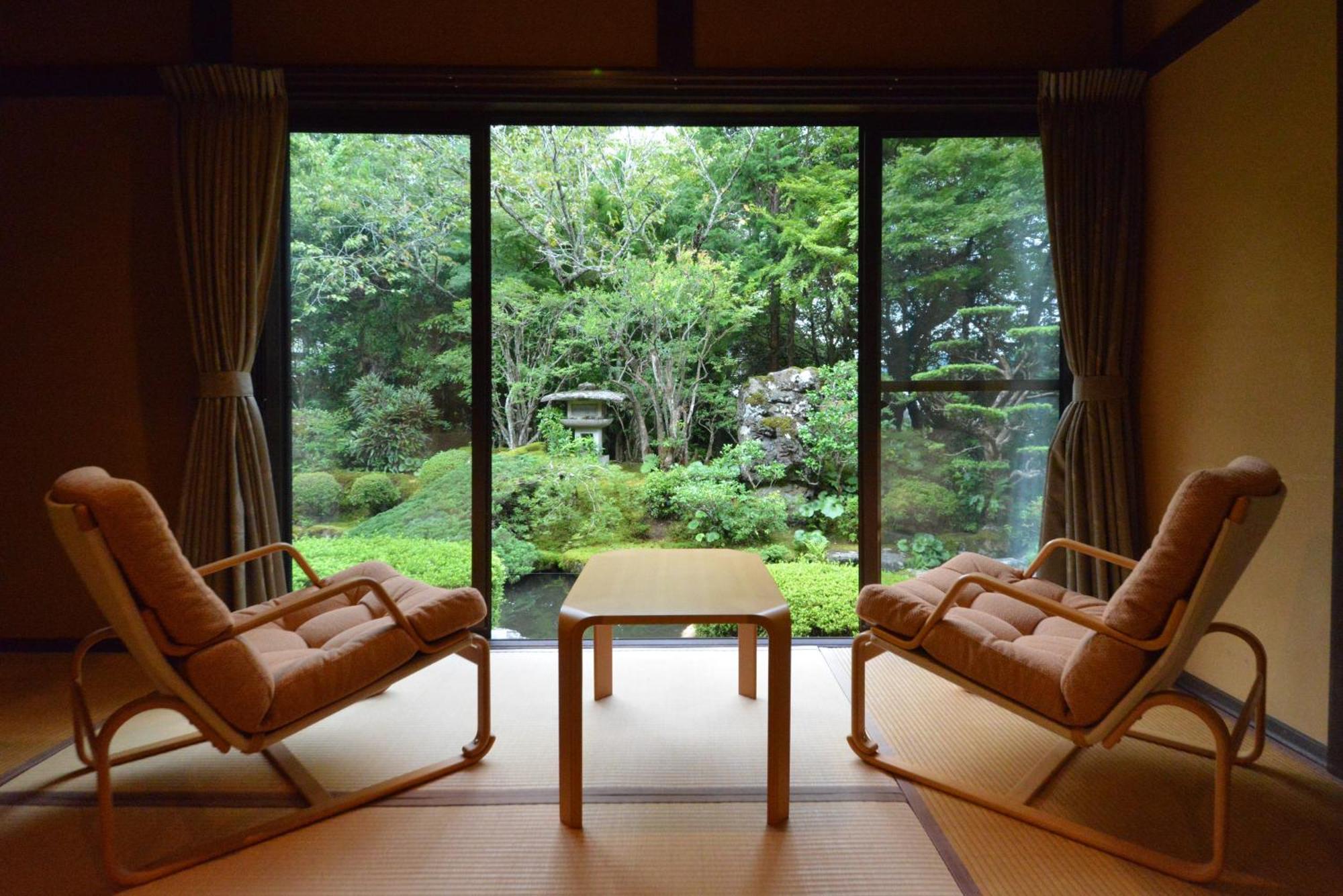 Triple Room with Garden View