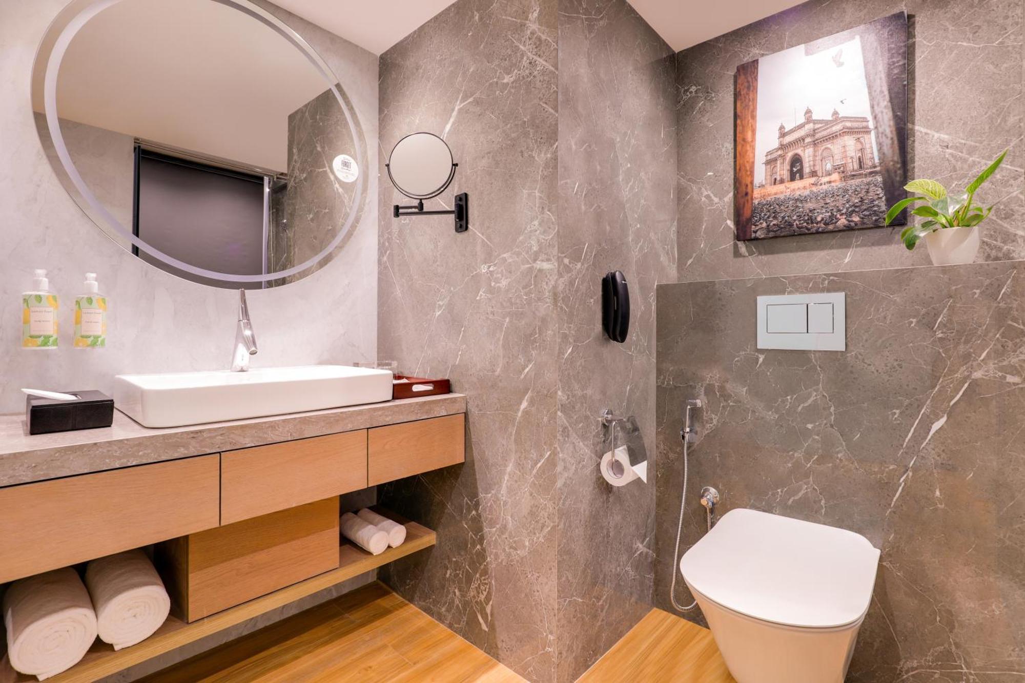 Deluxe Queen Room  (10% Discount on Laundry service)
