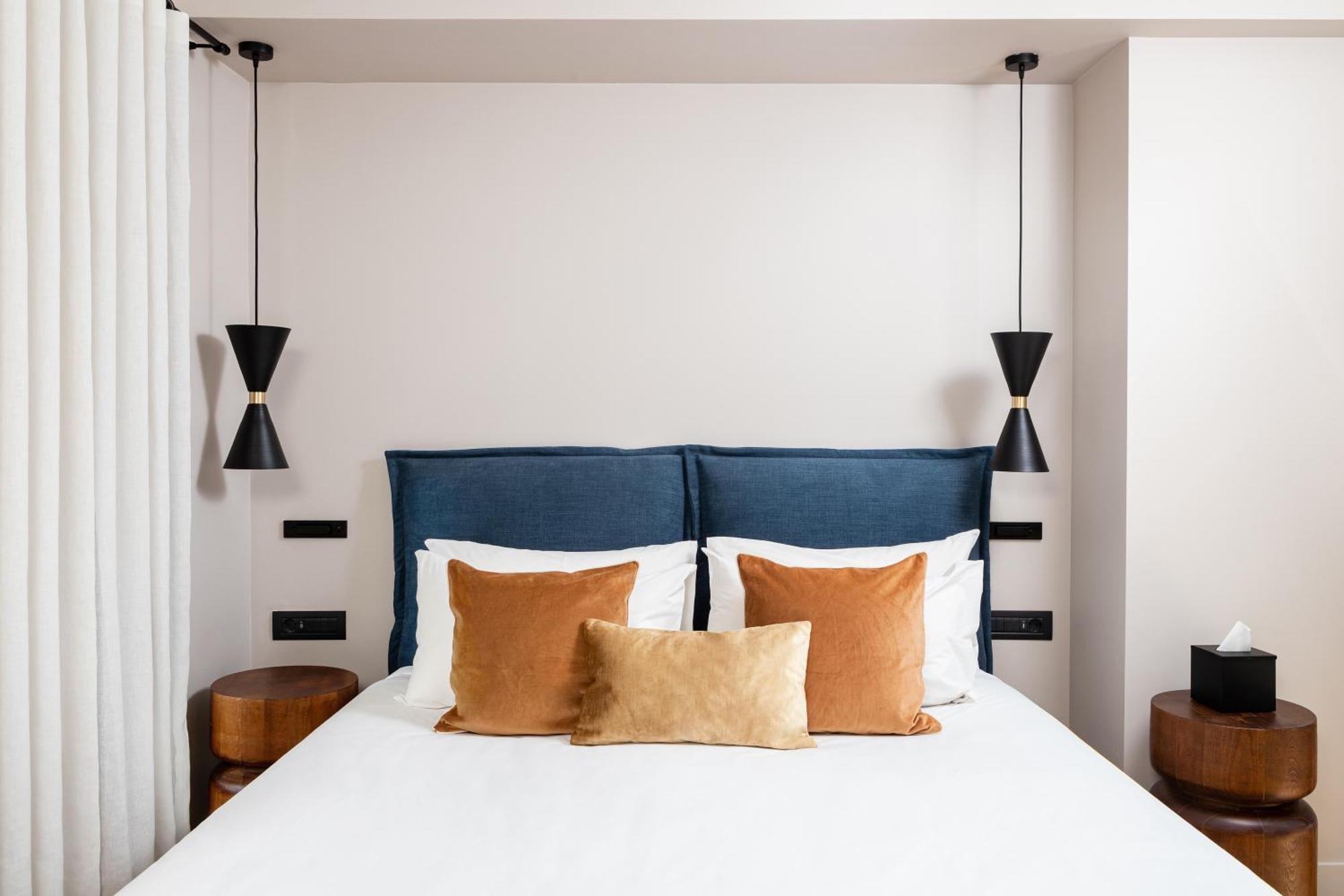 Comfort Room with Balcony (Hotel)