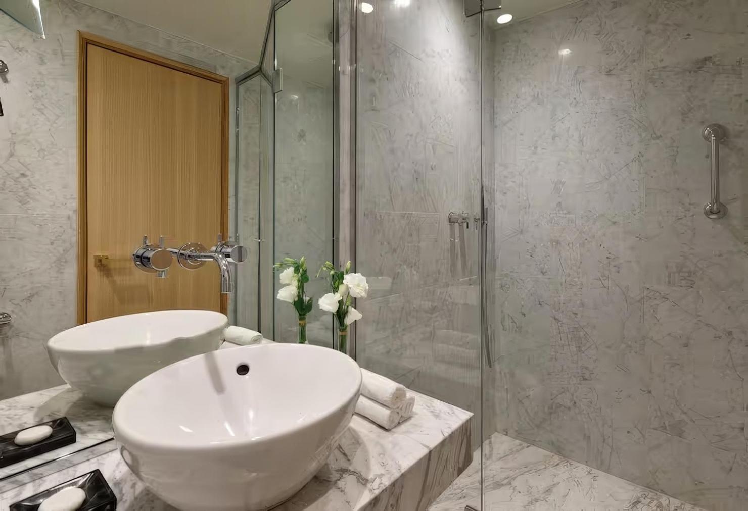 Duplex Queen Room